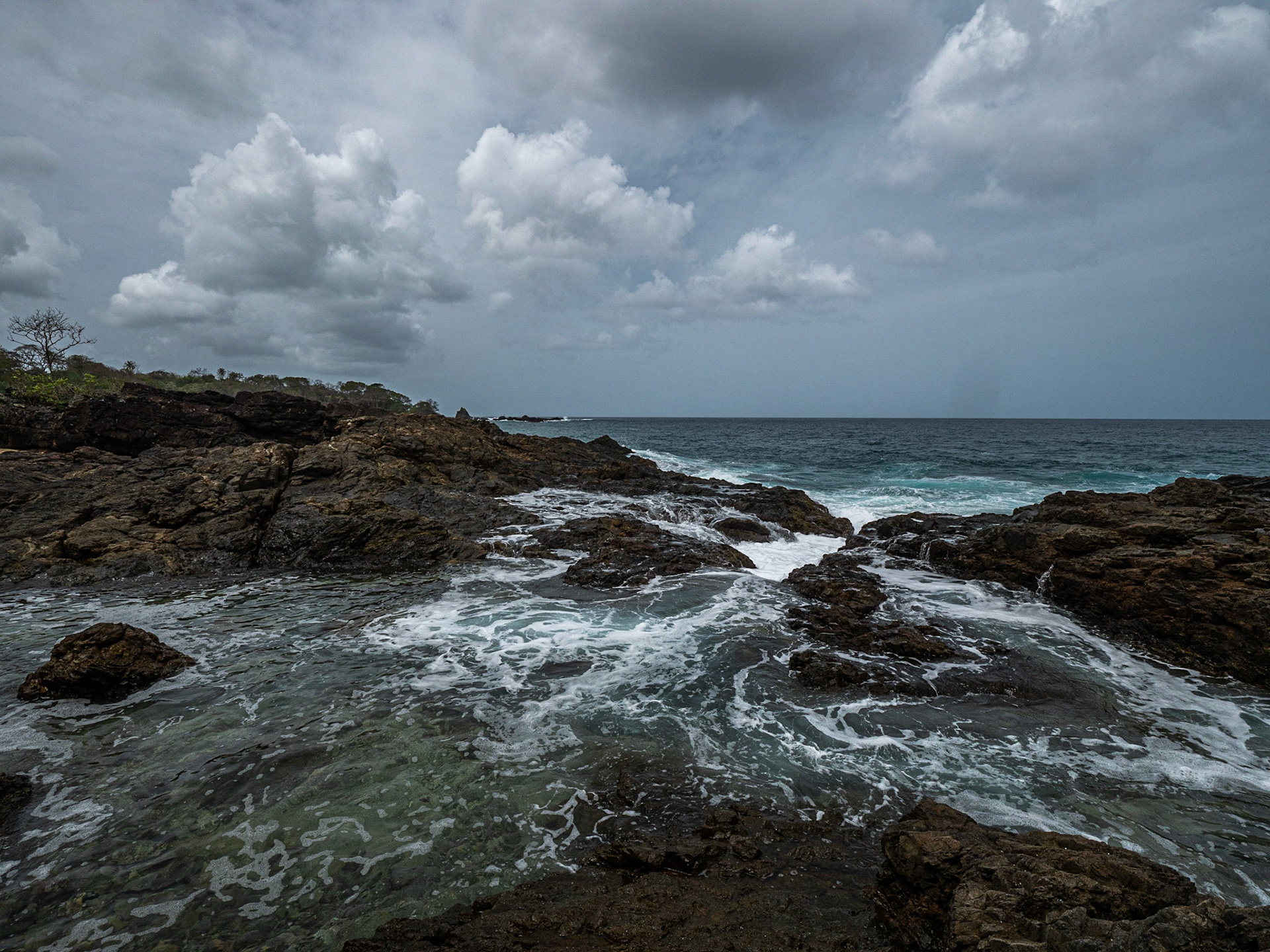 P1066232 West Coastline Black Rock Area