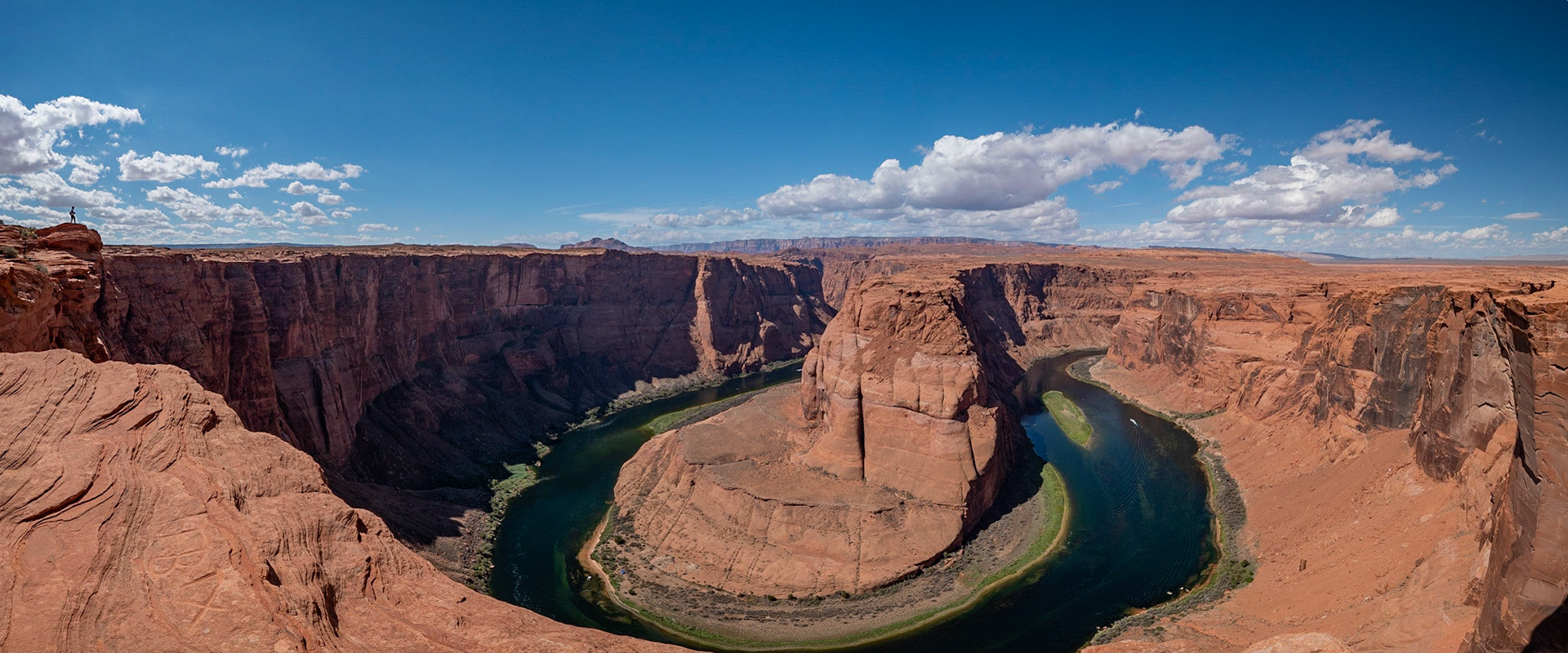 P1084213-Pano A scenic viewpoint