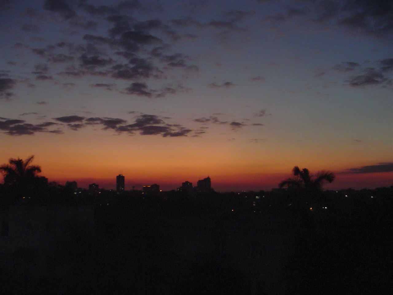 DSC01650 Sunset over Havana