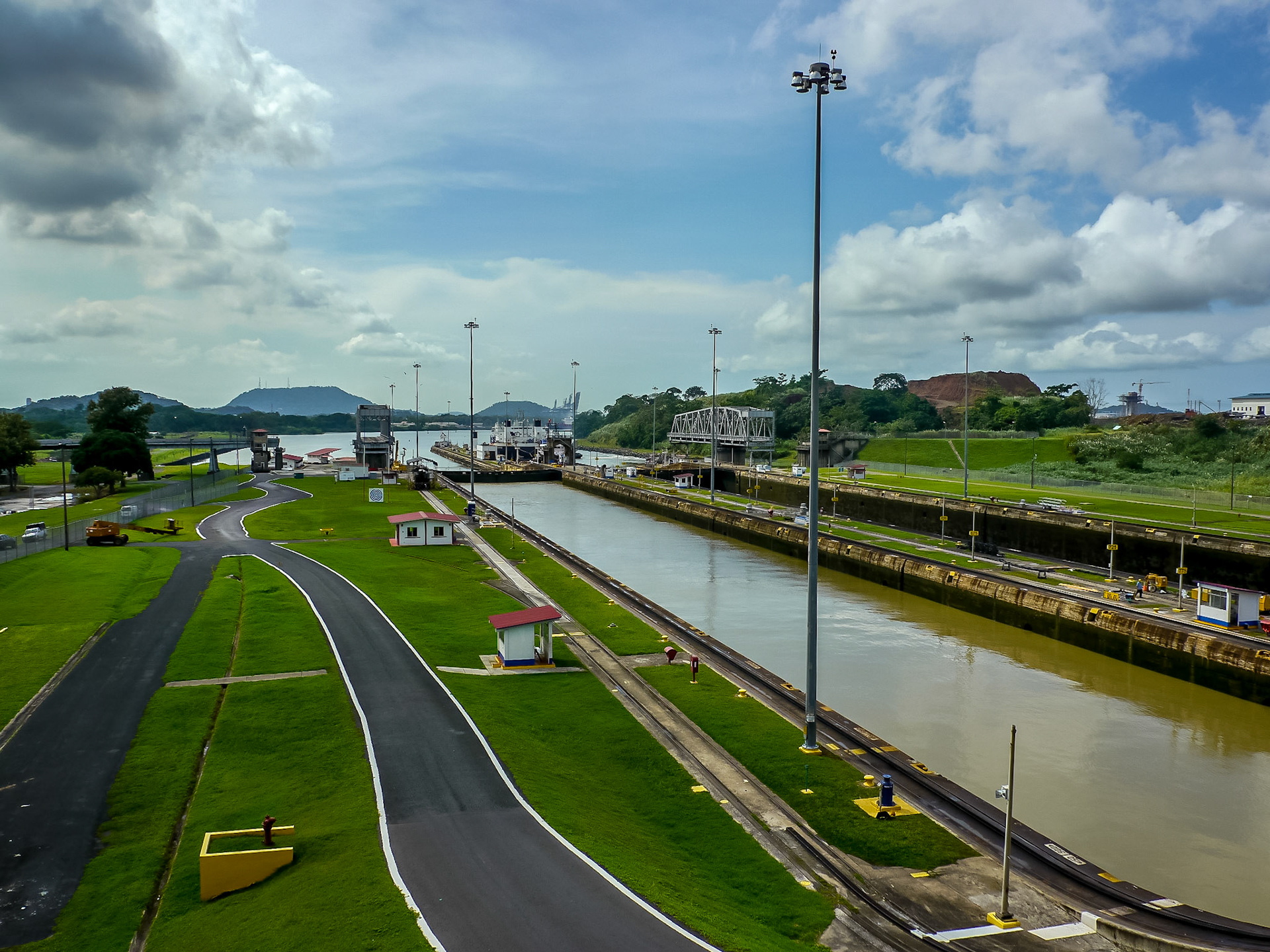 P1090895 Panama Canal
