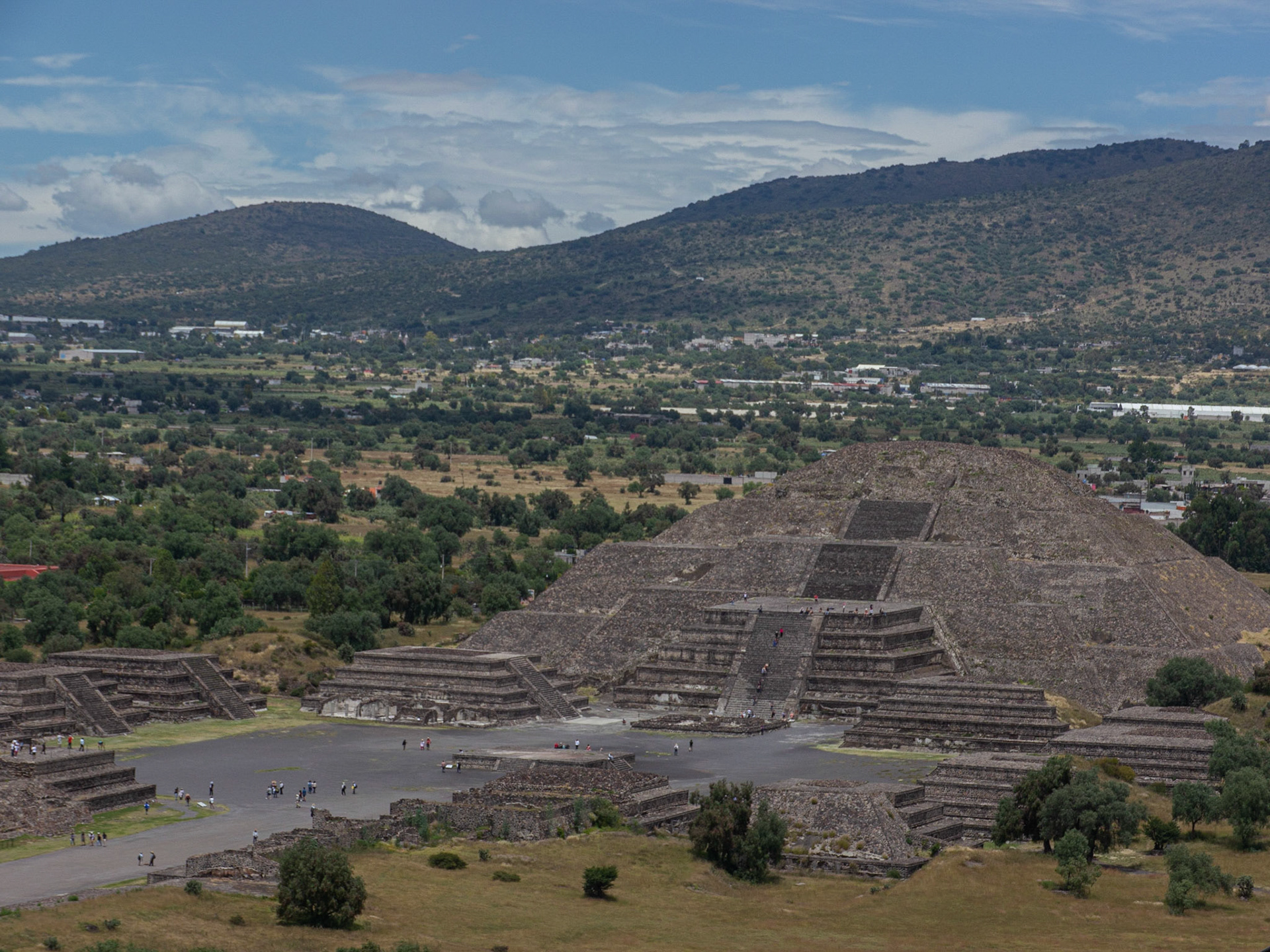 P1140153 Archaeological Site of Teotihuacan- Pyramids