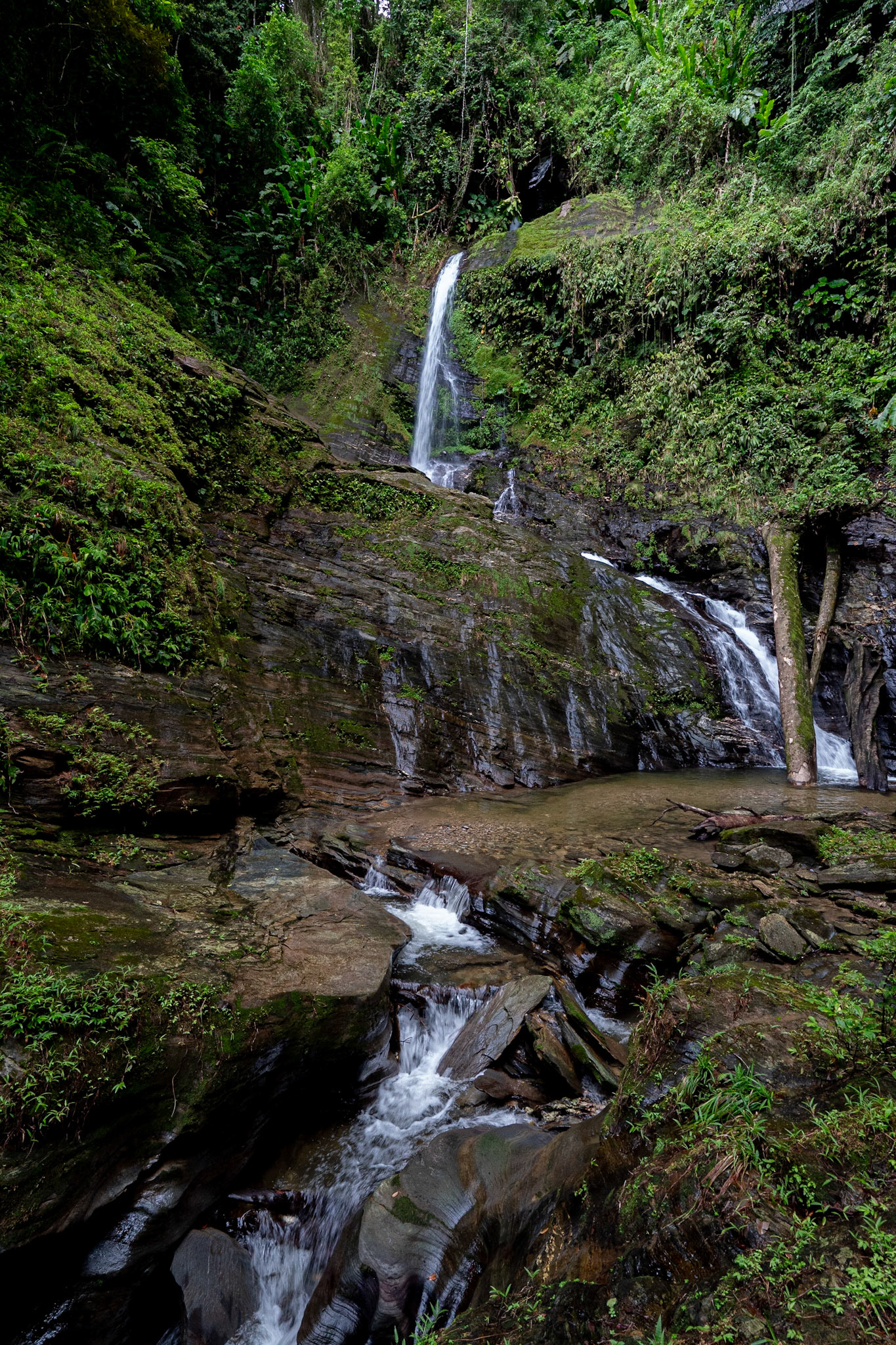 P1072612 First waterfall, Sumberhall Falls #2