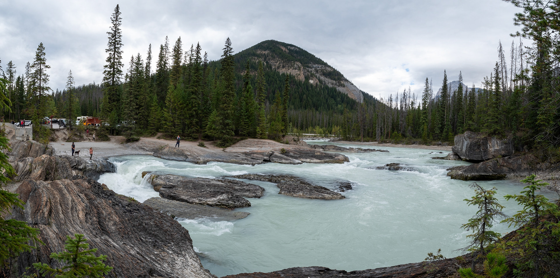 Natural Bridge Emerald Lake Road