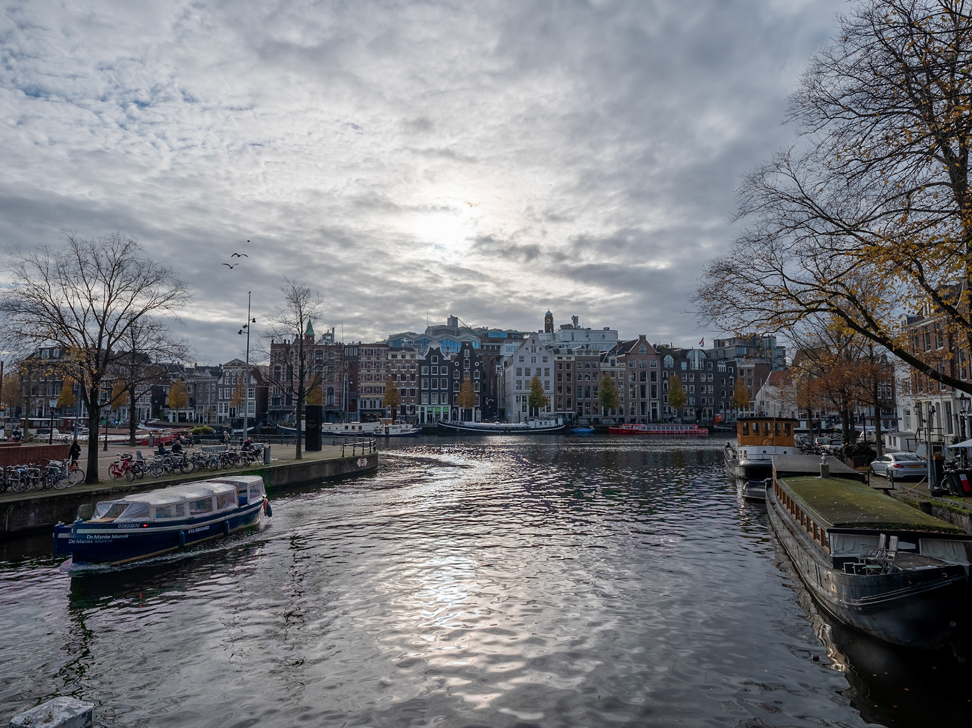 P1068057-HDR Canals of Amsterdam Late Sunrise