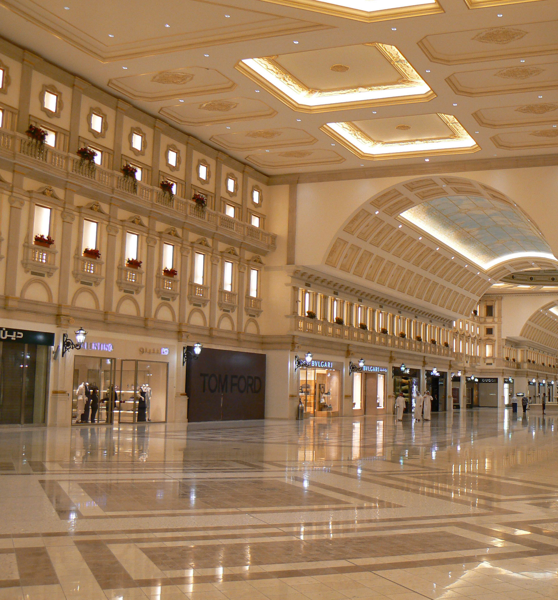 P1050424 Mall