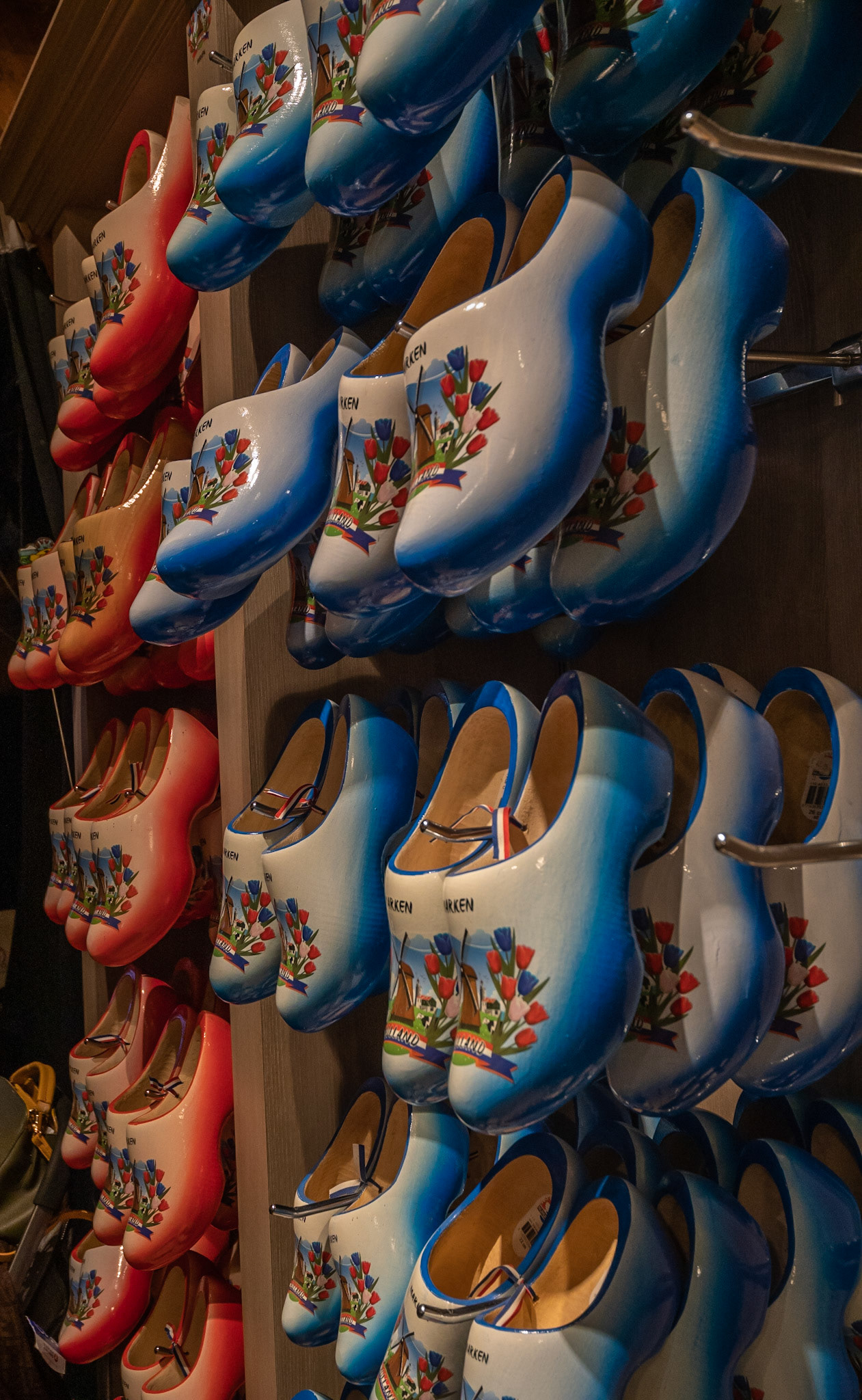 P1068508 Volendam Wooden Shoes