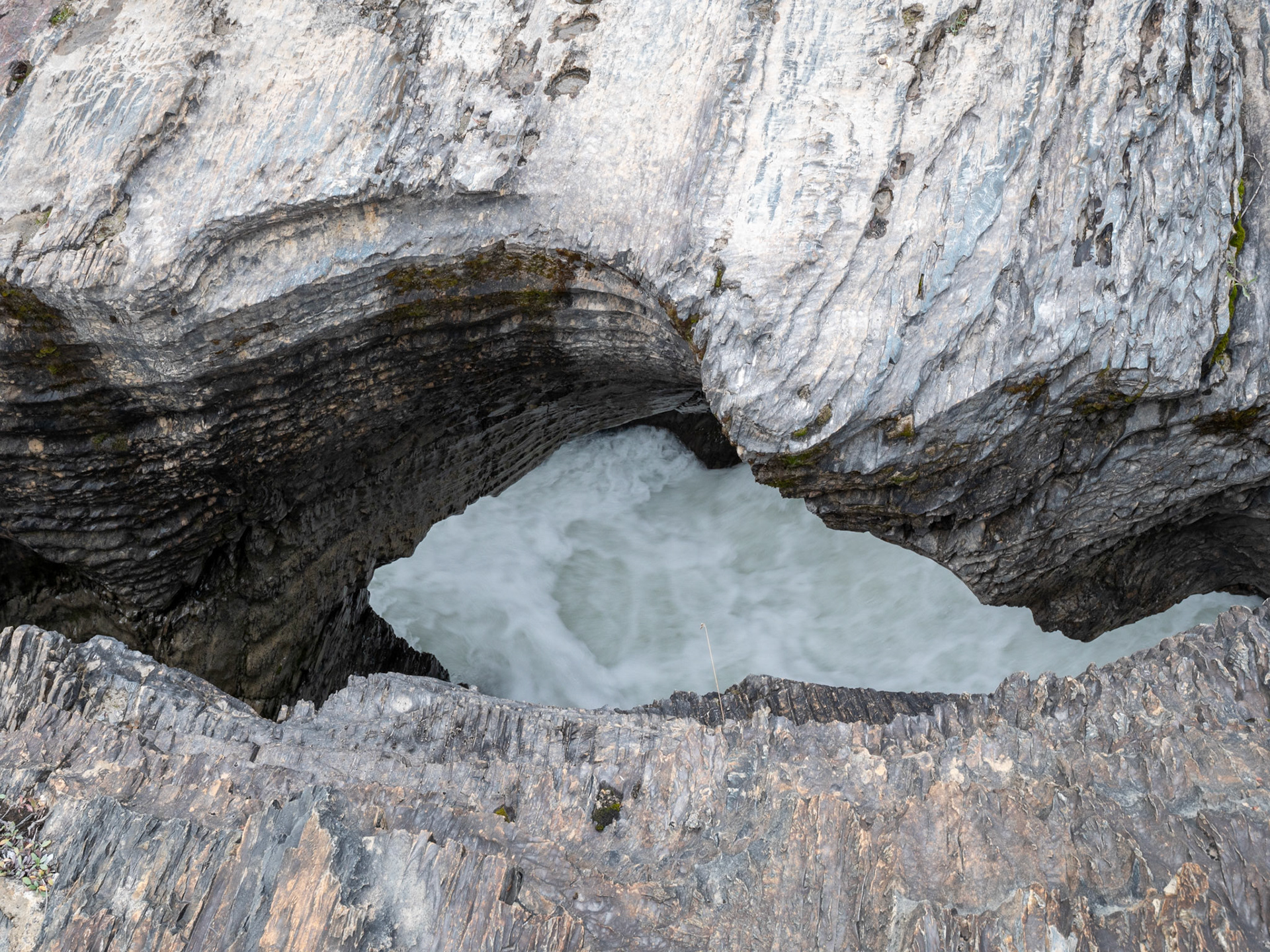 Natural Bridge Emerald Lake Road