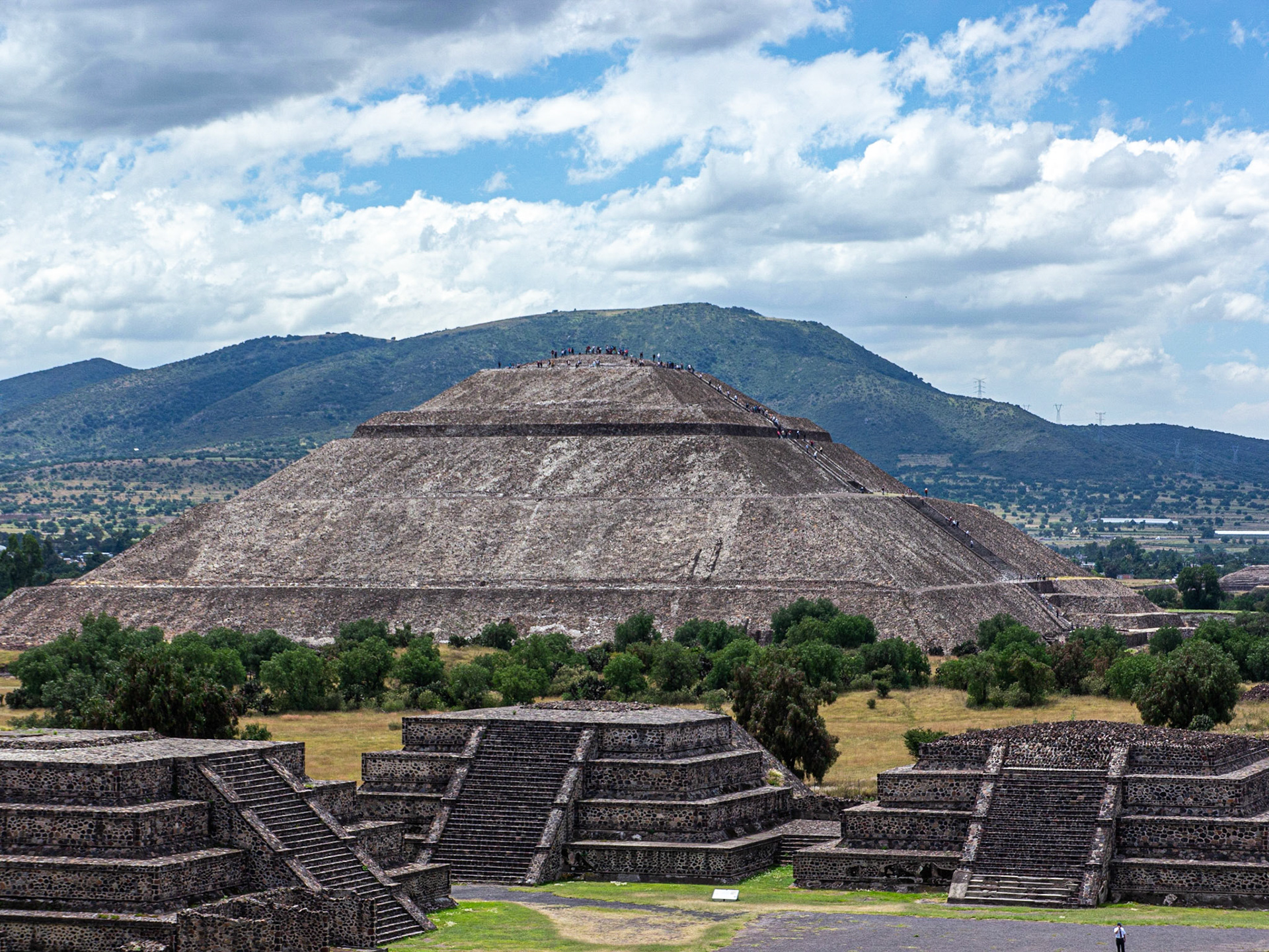 P1140103 Archaeological Site of Teotihuacan- Pyramids