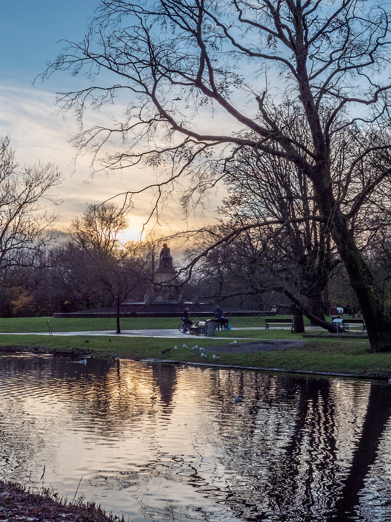 P1068320 Vondelpark Sunset