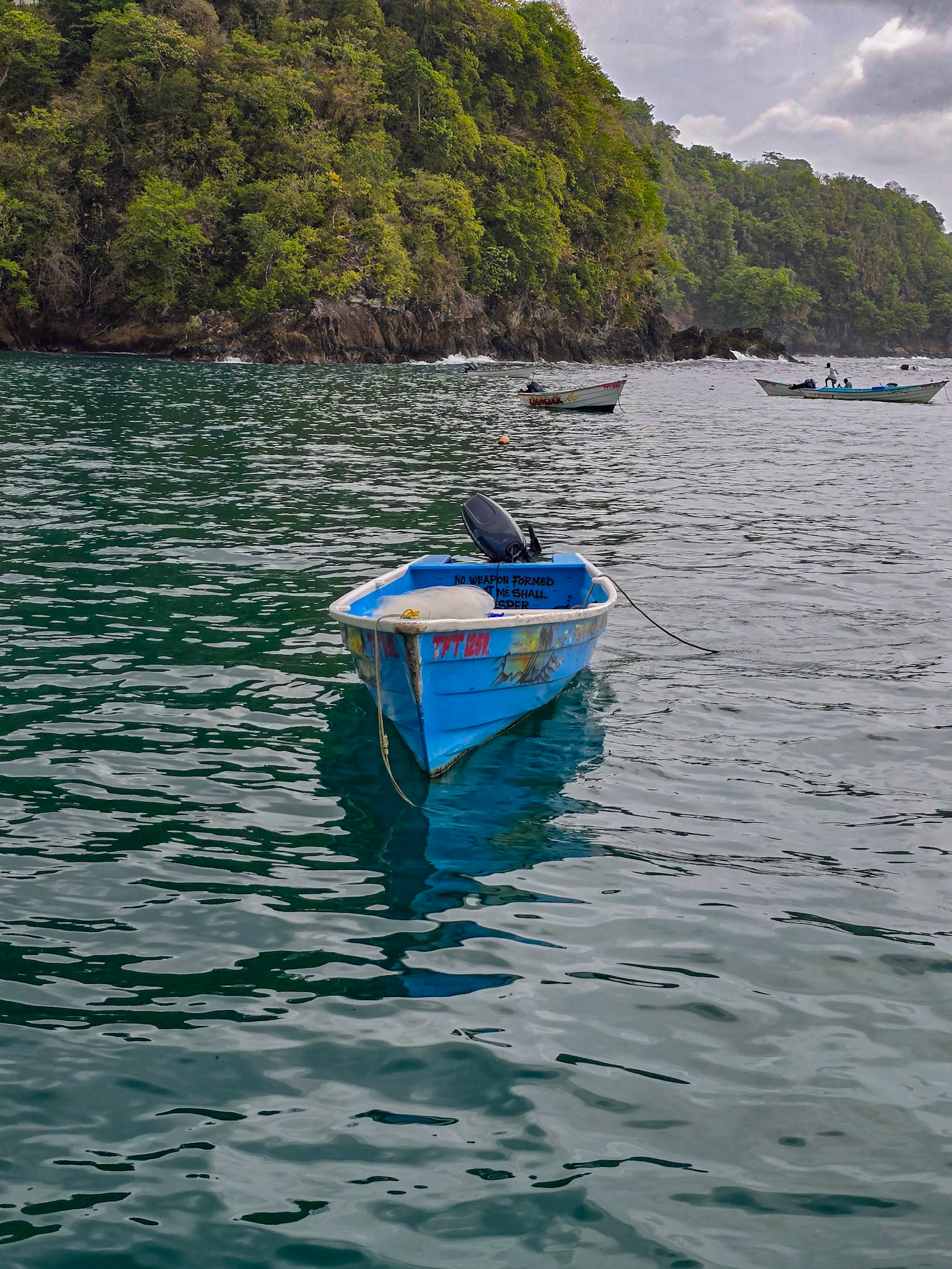 Fishing boat at Parlatuvier Bay