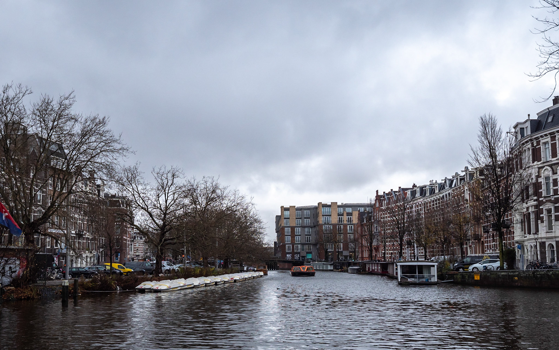 P1068525 Canals of Amsterdam