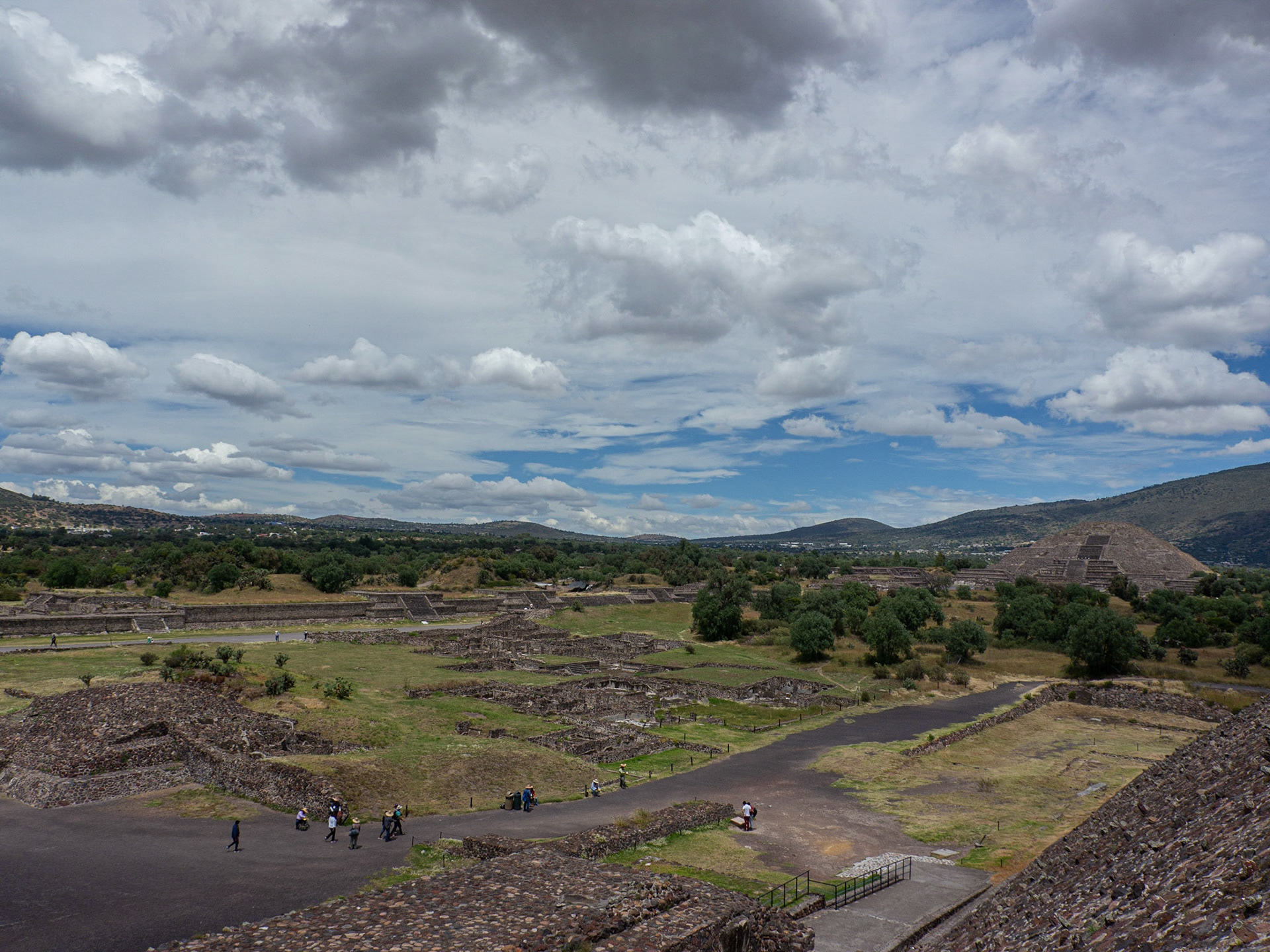 P1140129 Archaeological Site of Teotihuacan- Pyramids