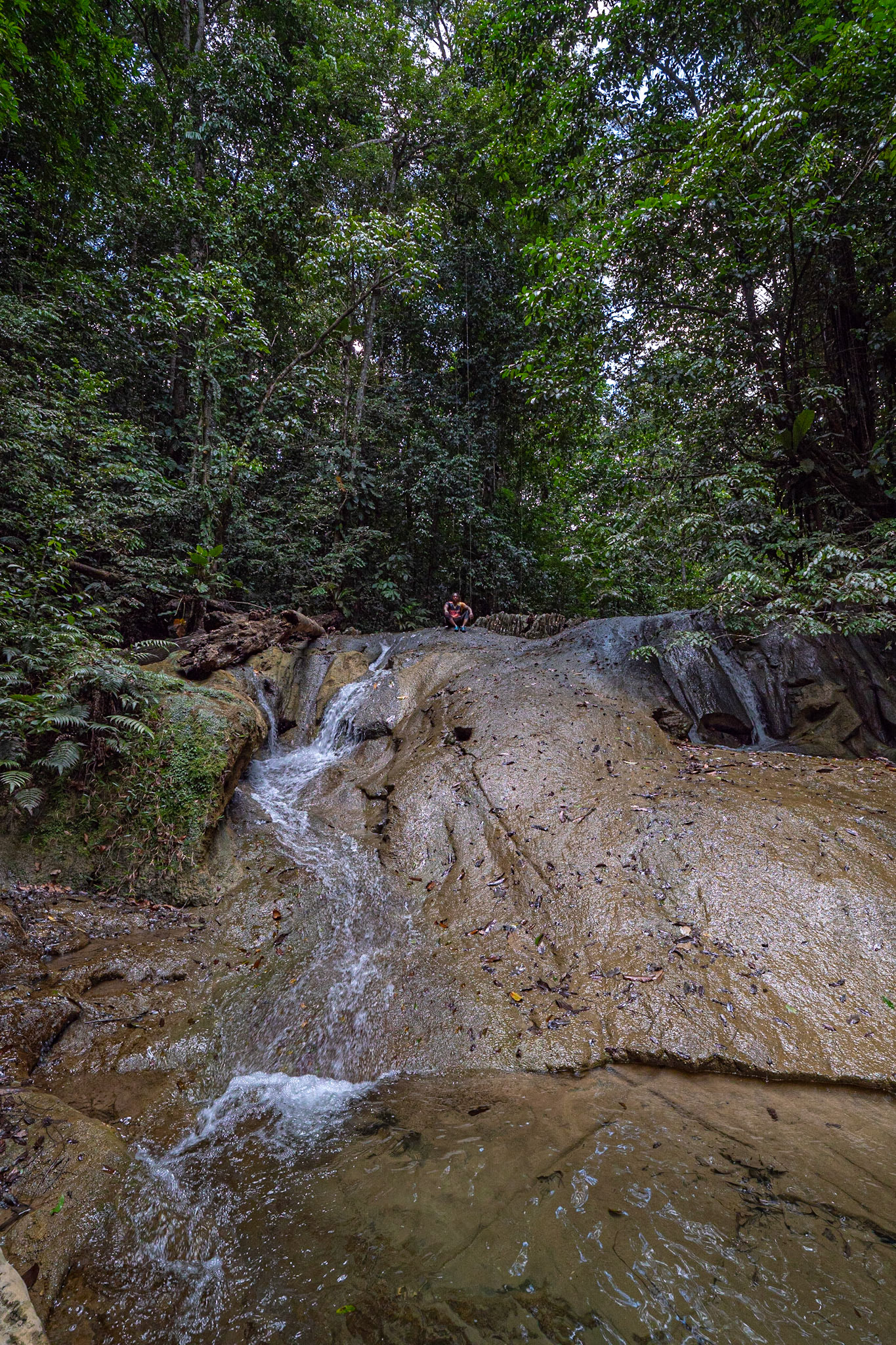 P1071029 Cascading water