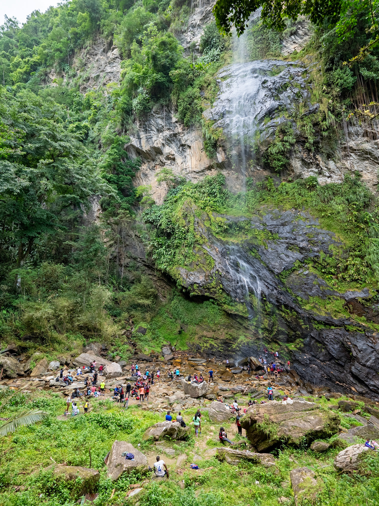 P1123415 Getting ready to leave Maracas waterfall