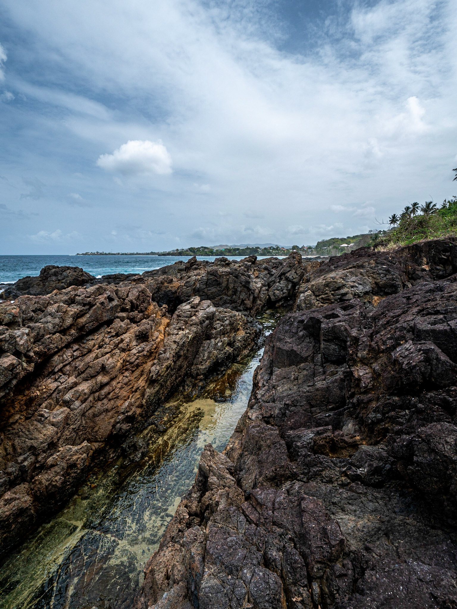 P1066233 West Coastline Black Rock Area