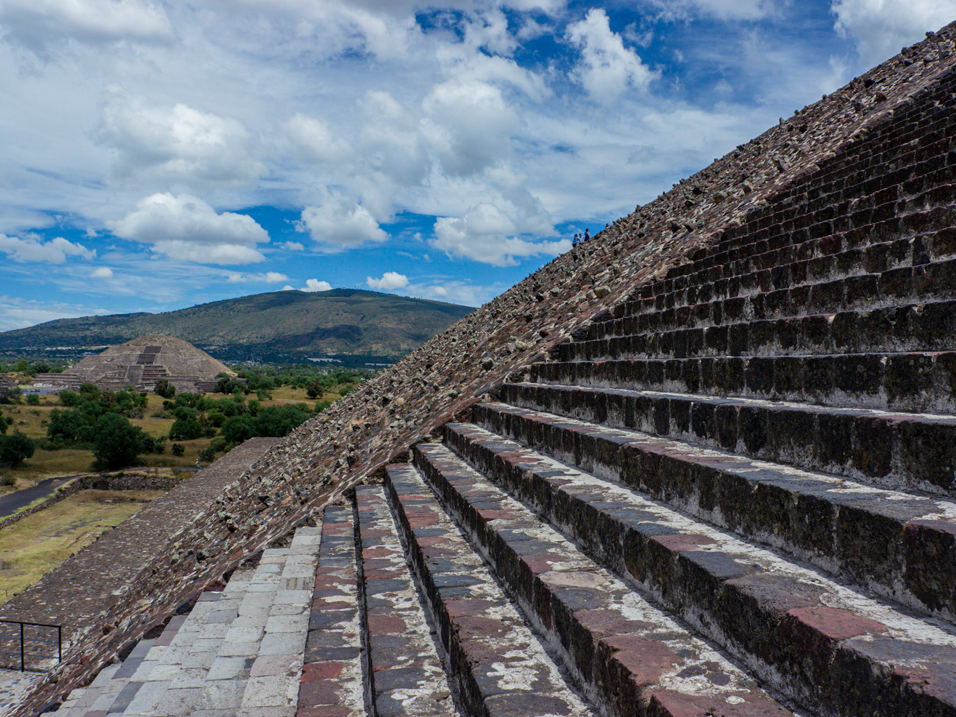 P1140132 Archaeological Site of Teotihuacan- Pyramids