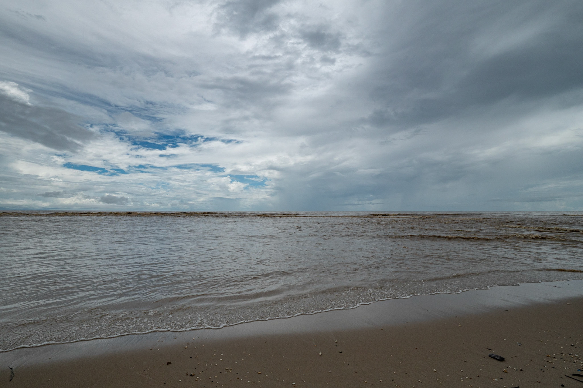P1072392 Expanse of water