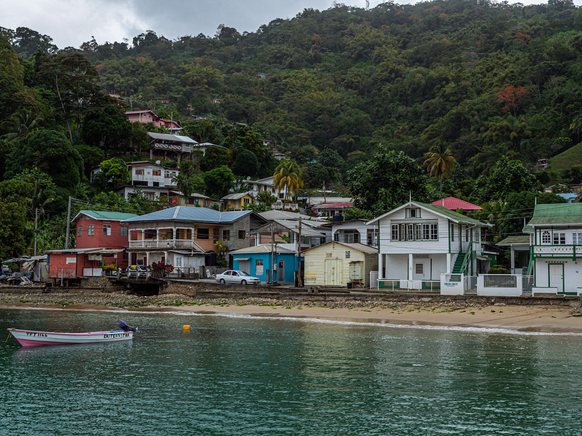 P1055187 Charlotteville