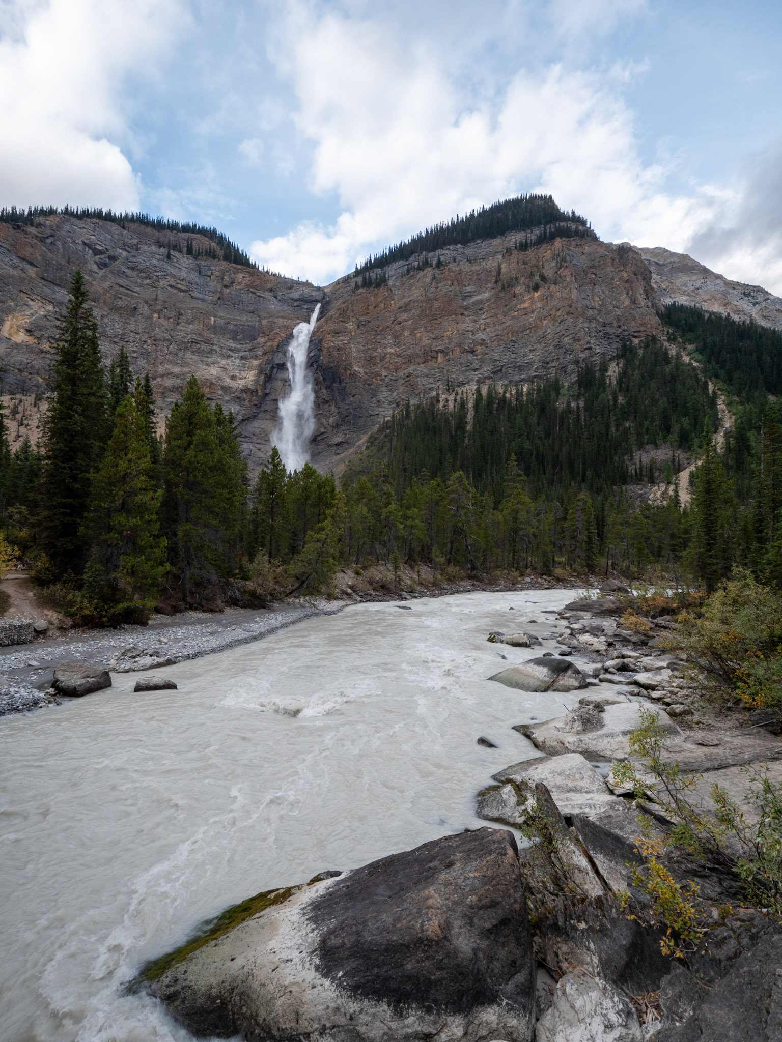 Takakkaw Falls Iceline Trail