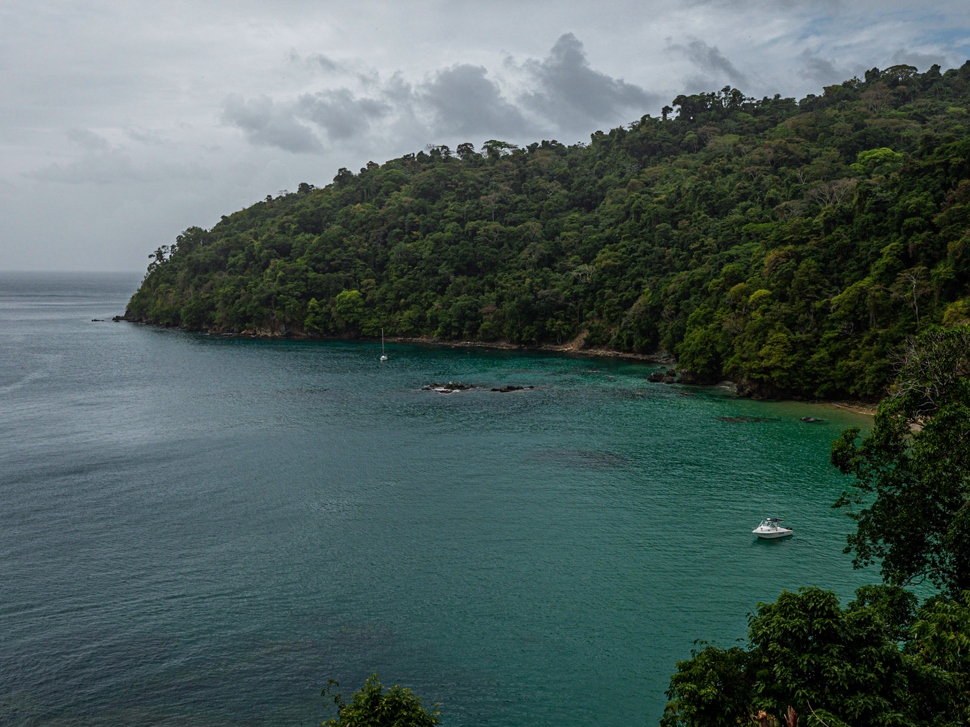 P1055040 Pirates Bay