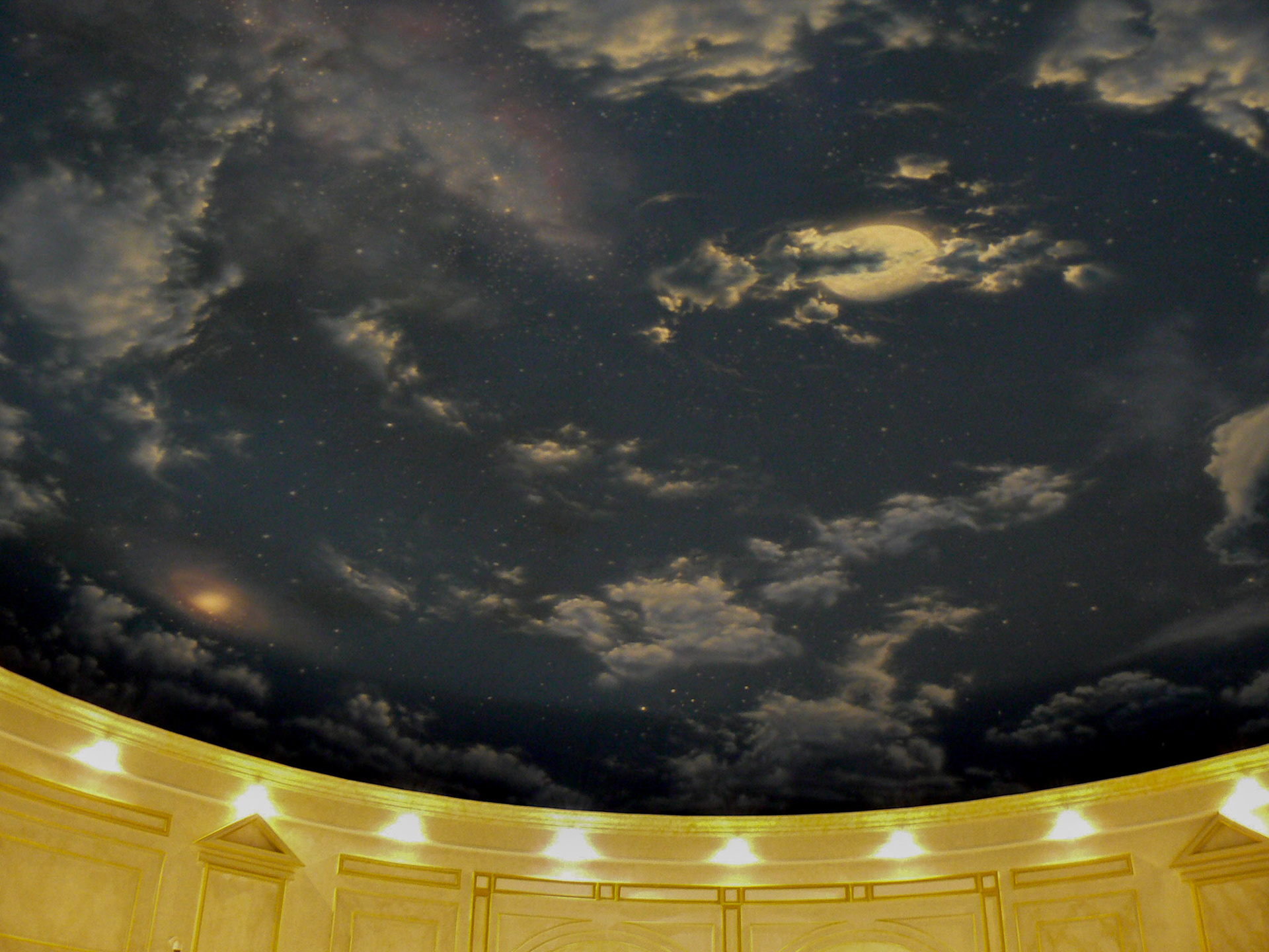 P1050419 Mall Ceiling