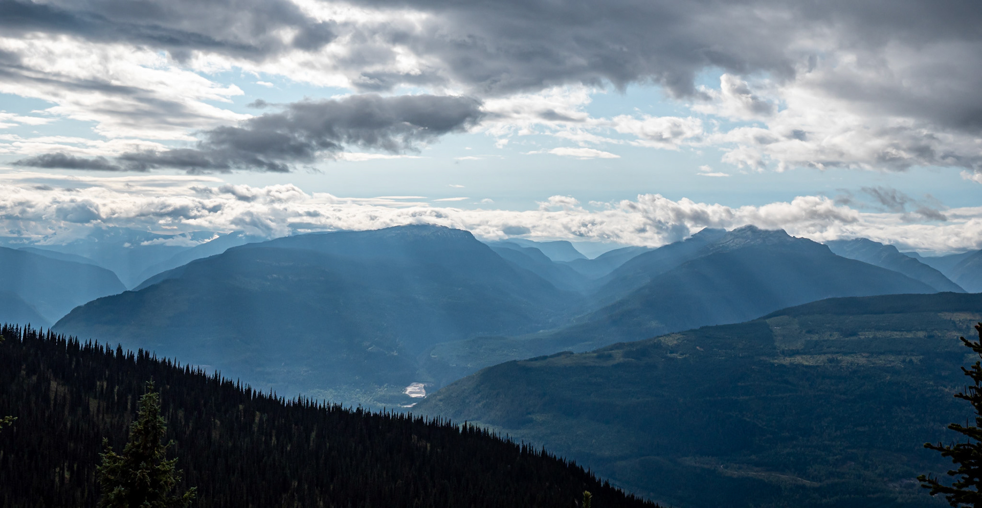 Mt Revelstoke viewpoint
