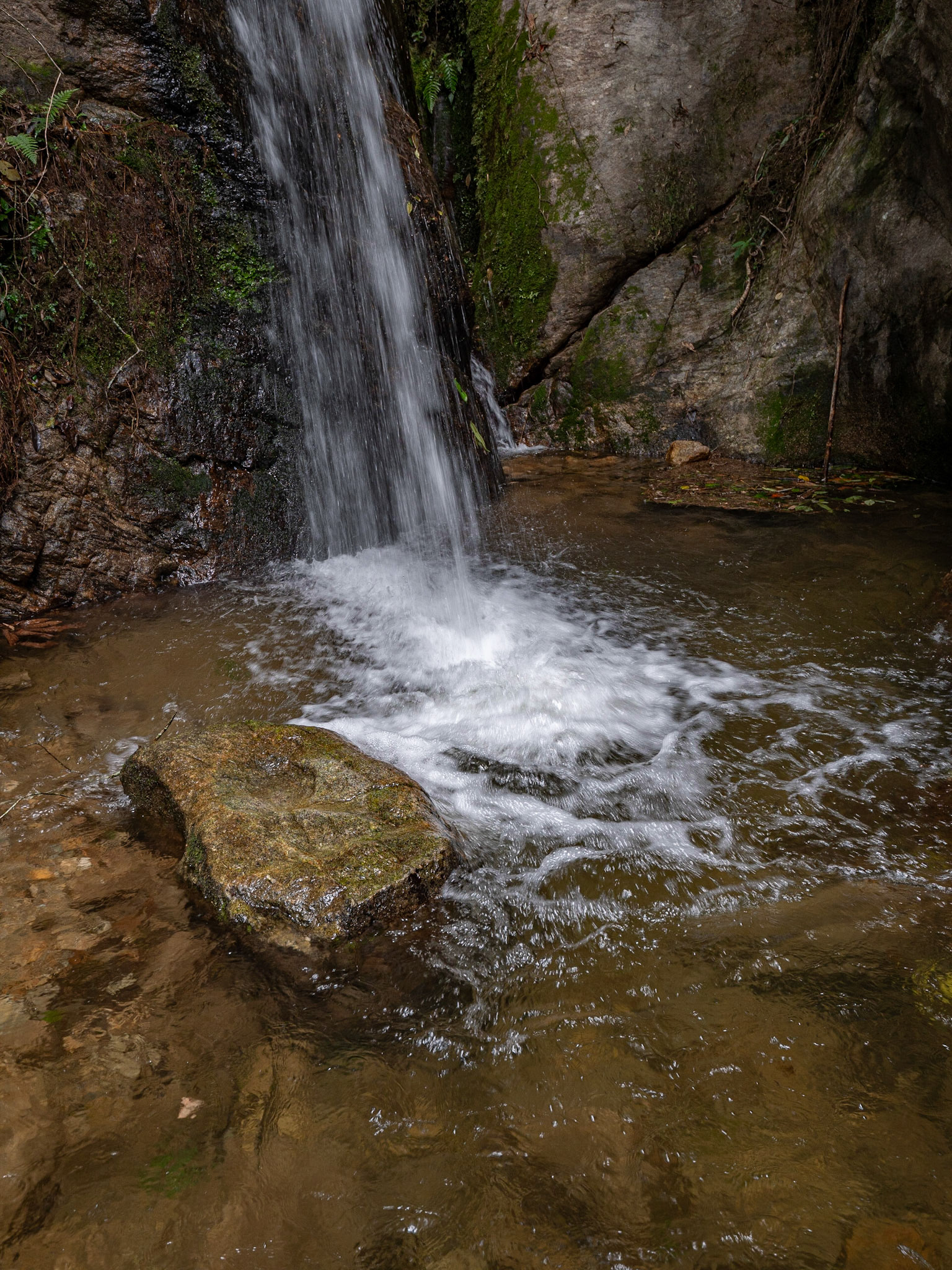 P1122568 Waterfall 3