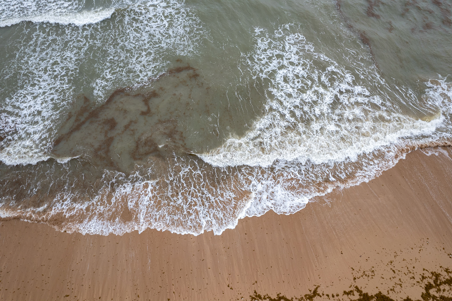 DJI_0551 Water and sand