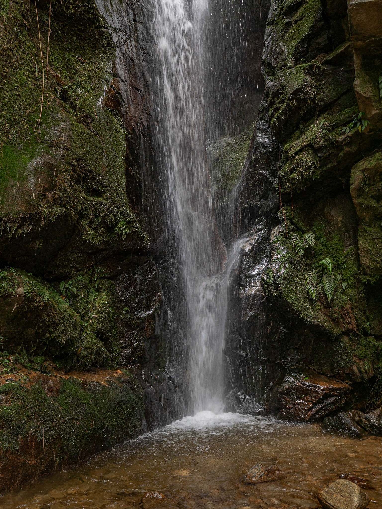 P1122597 Waterfall 4
