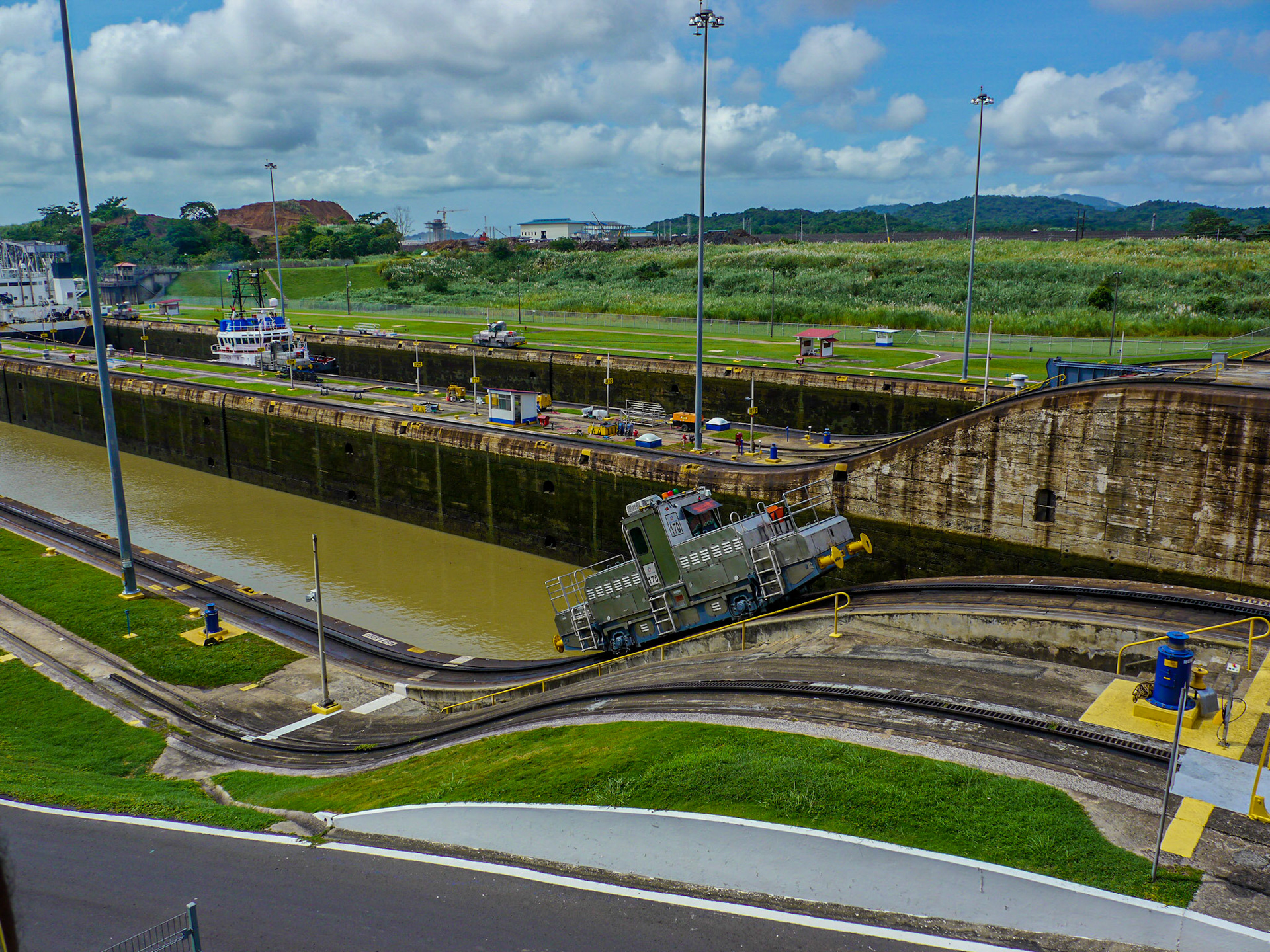 P1090900 Panama Canal