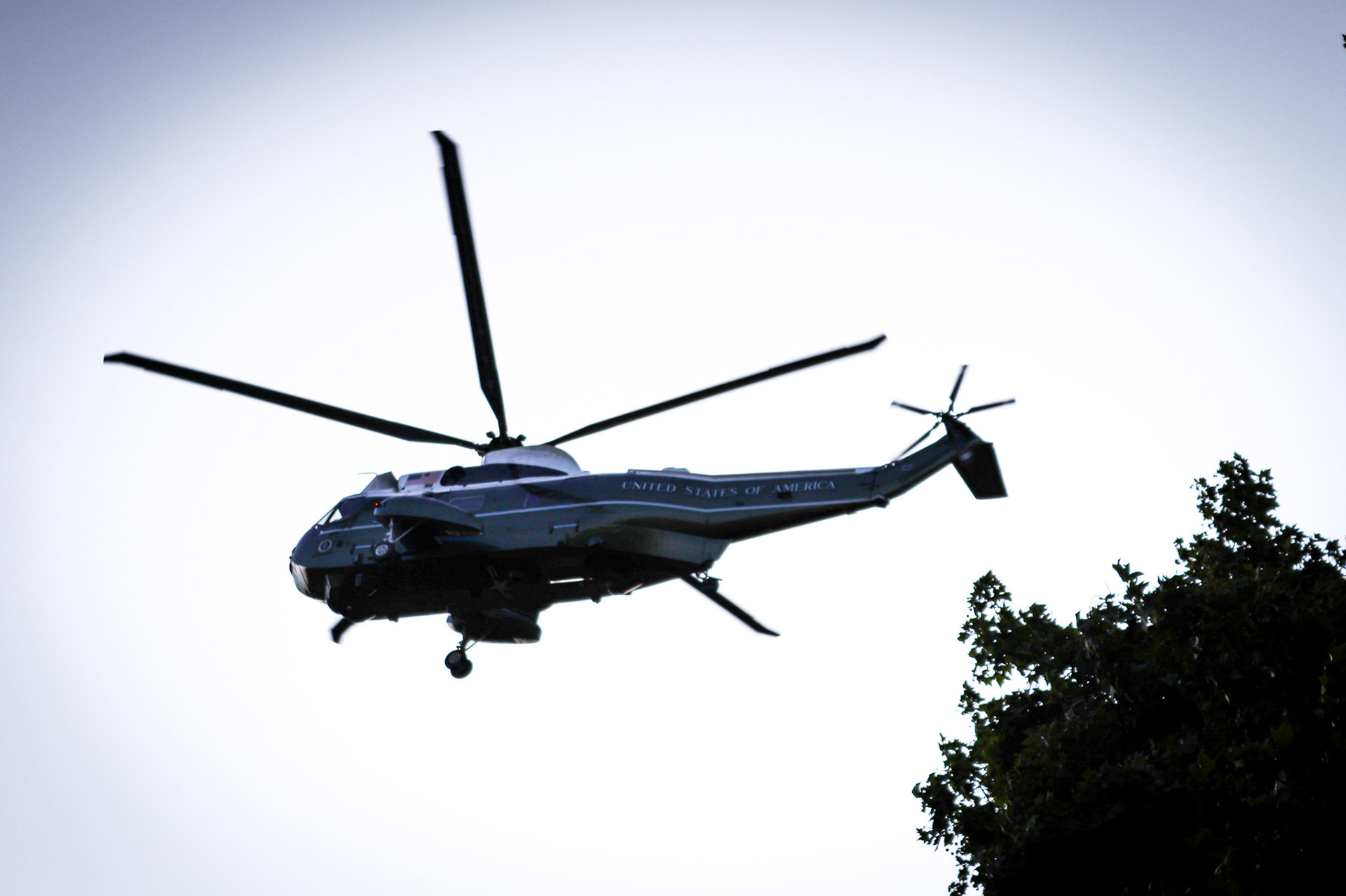 Marine One containing President Donald J. Trump prepares to land in Buckingham Palace’s gardens