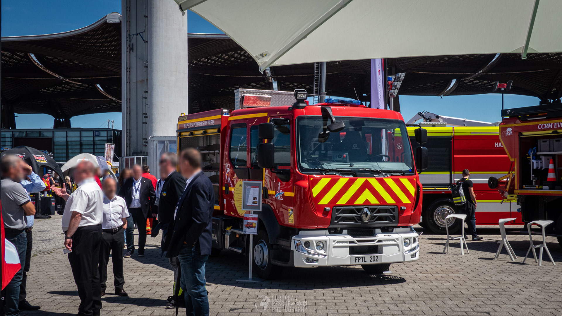 Renault D16 - fourgon pompe tonne leger