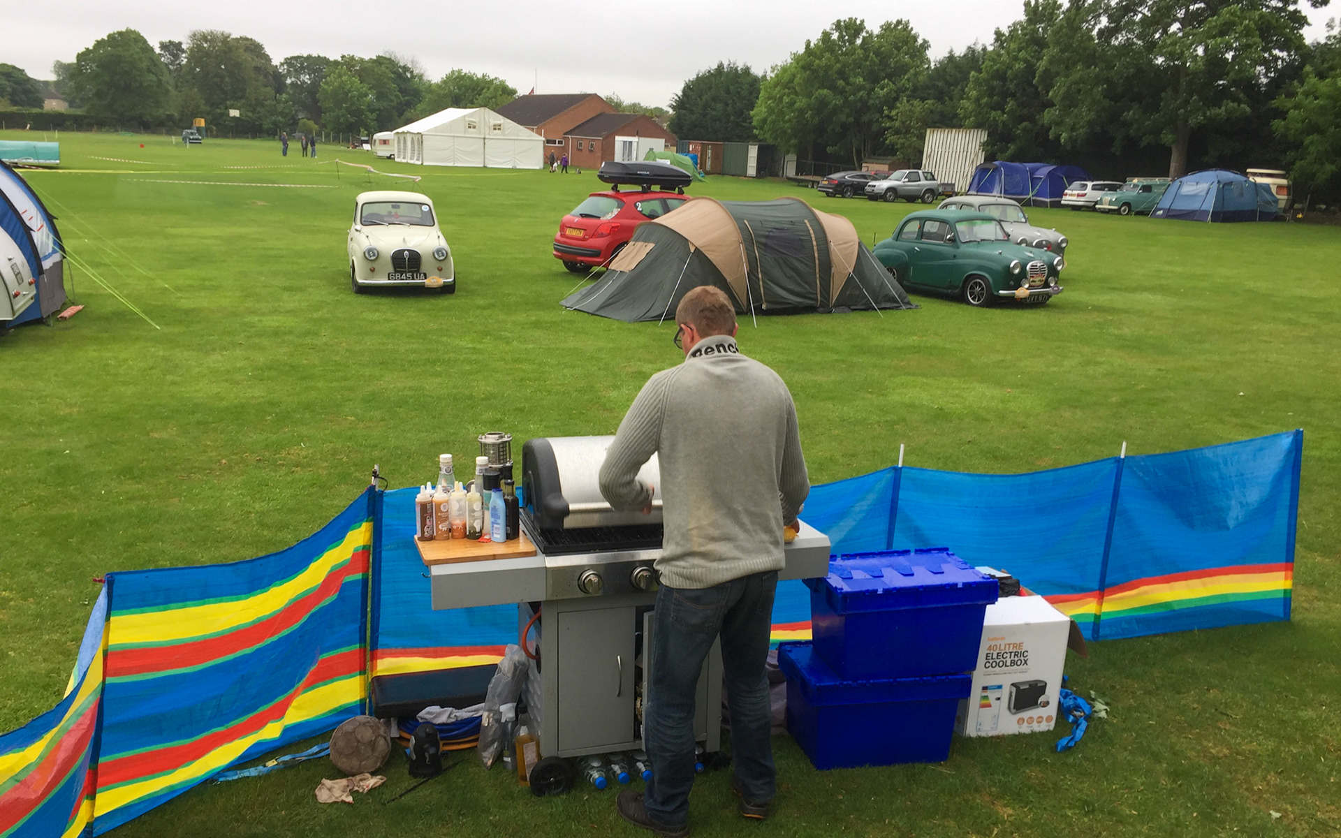 Packing away at the rally