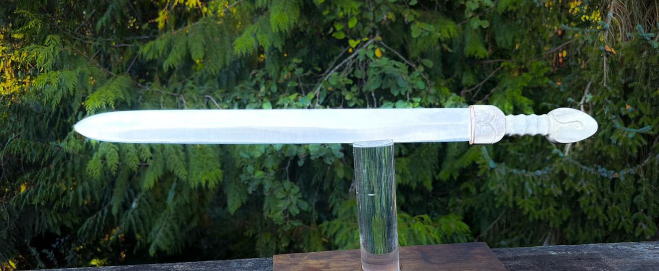 Semi-Spatha with one piece antler grip