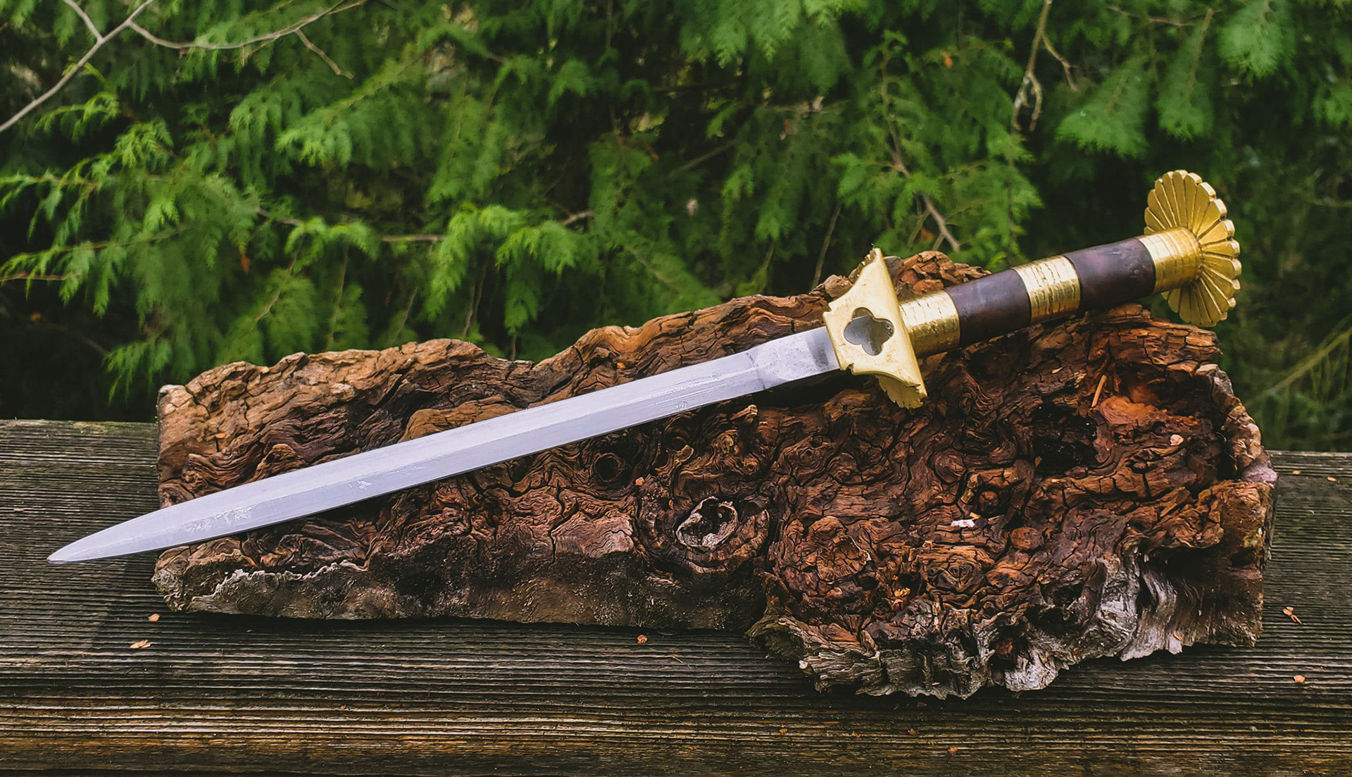 1490 Italian rondel dagger. 5160 blade, brass and walnut burl grip. Based on an original