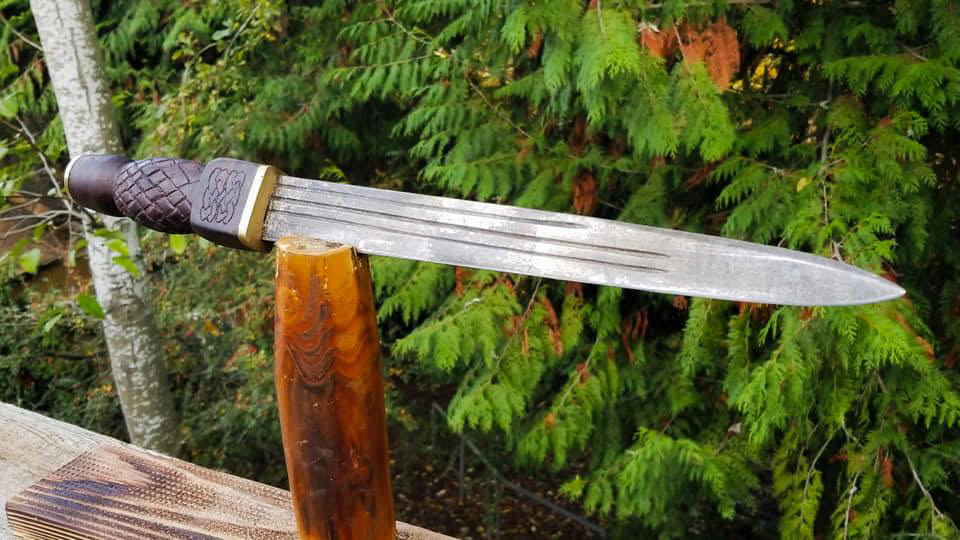 Scottish Dirk, 5160 blade, brass plates, claro walnut grip