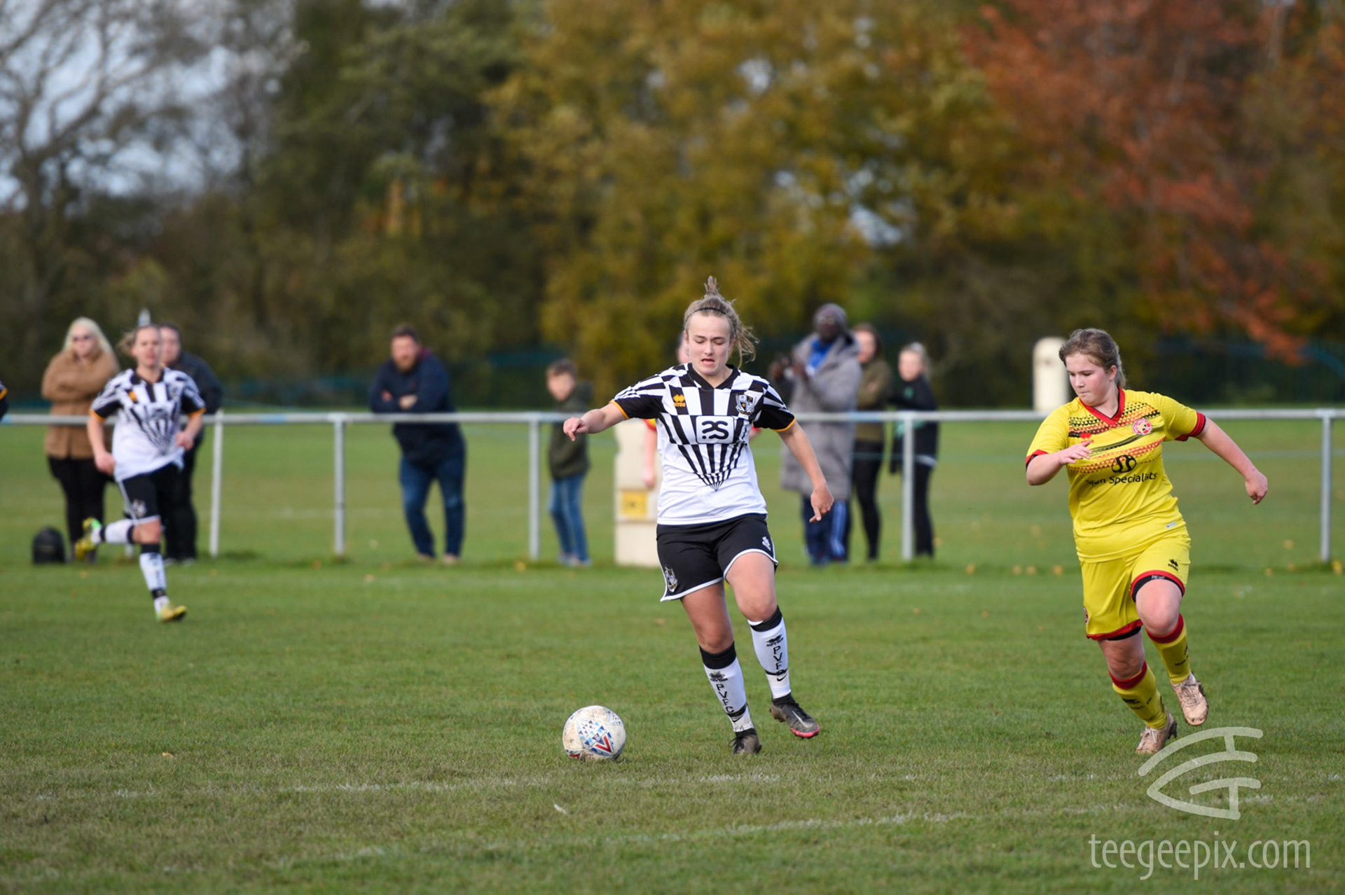 Ball played through to Hollie Edwards who is adjudged to be offside