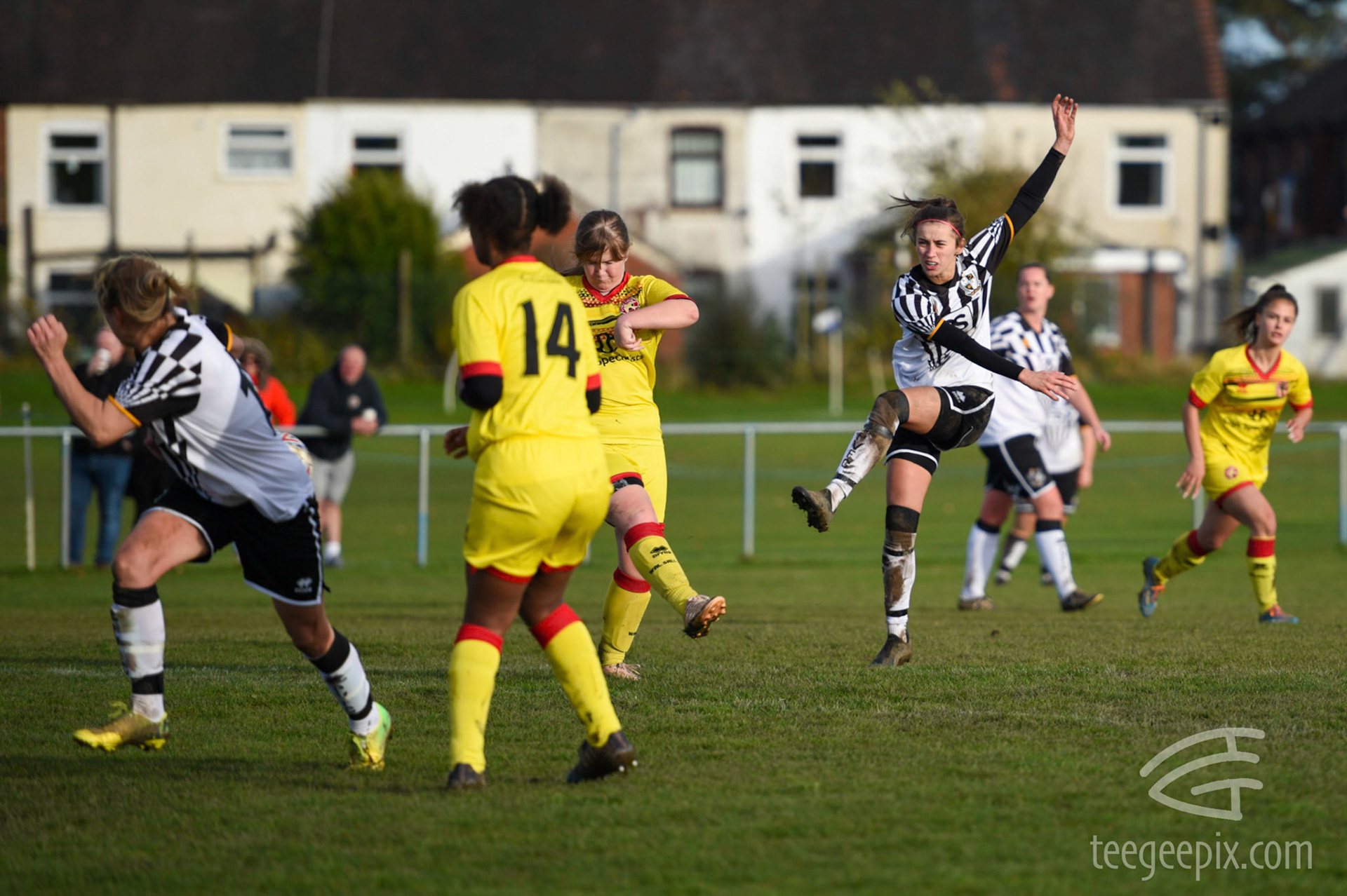 Mollie Garner strokes to make it 5-0 to Vale