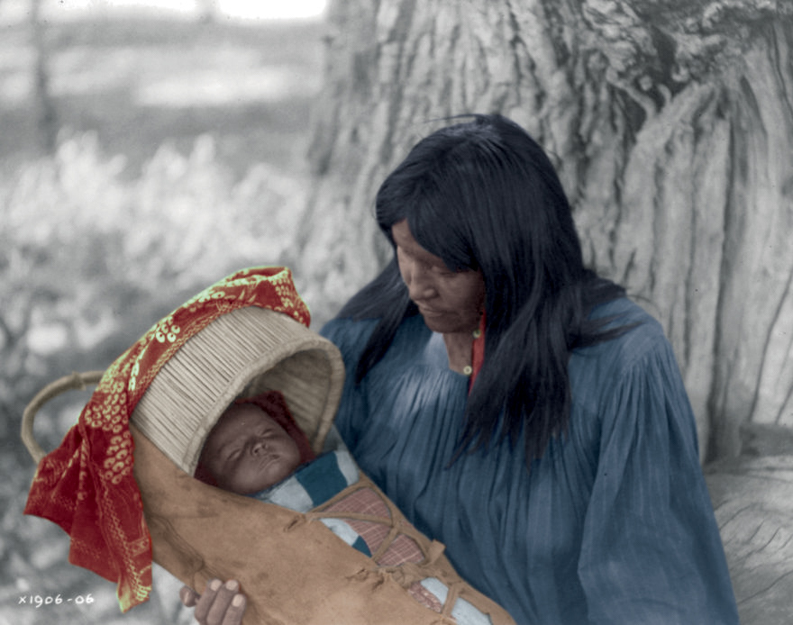 Femme et son enfant