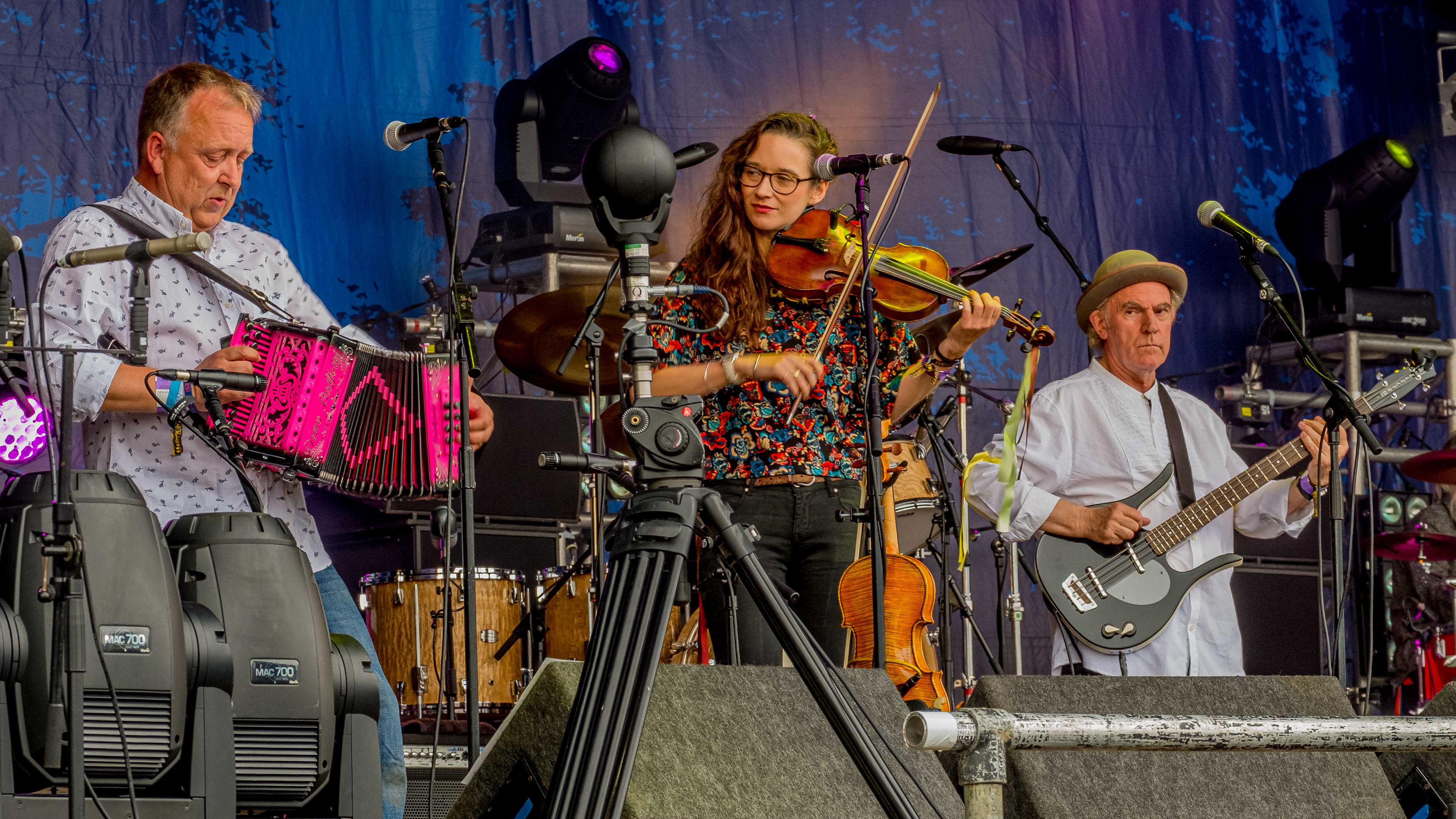 Simon care, Ruth Angel and Ashley Hutchings @ Cropredy Festival 2017