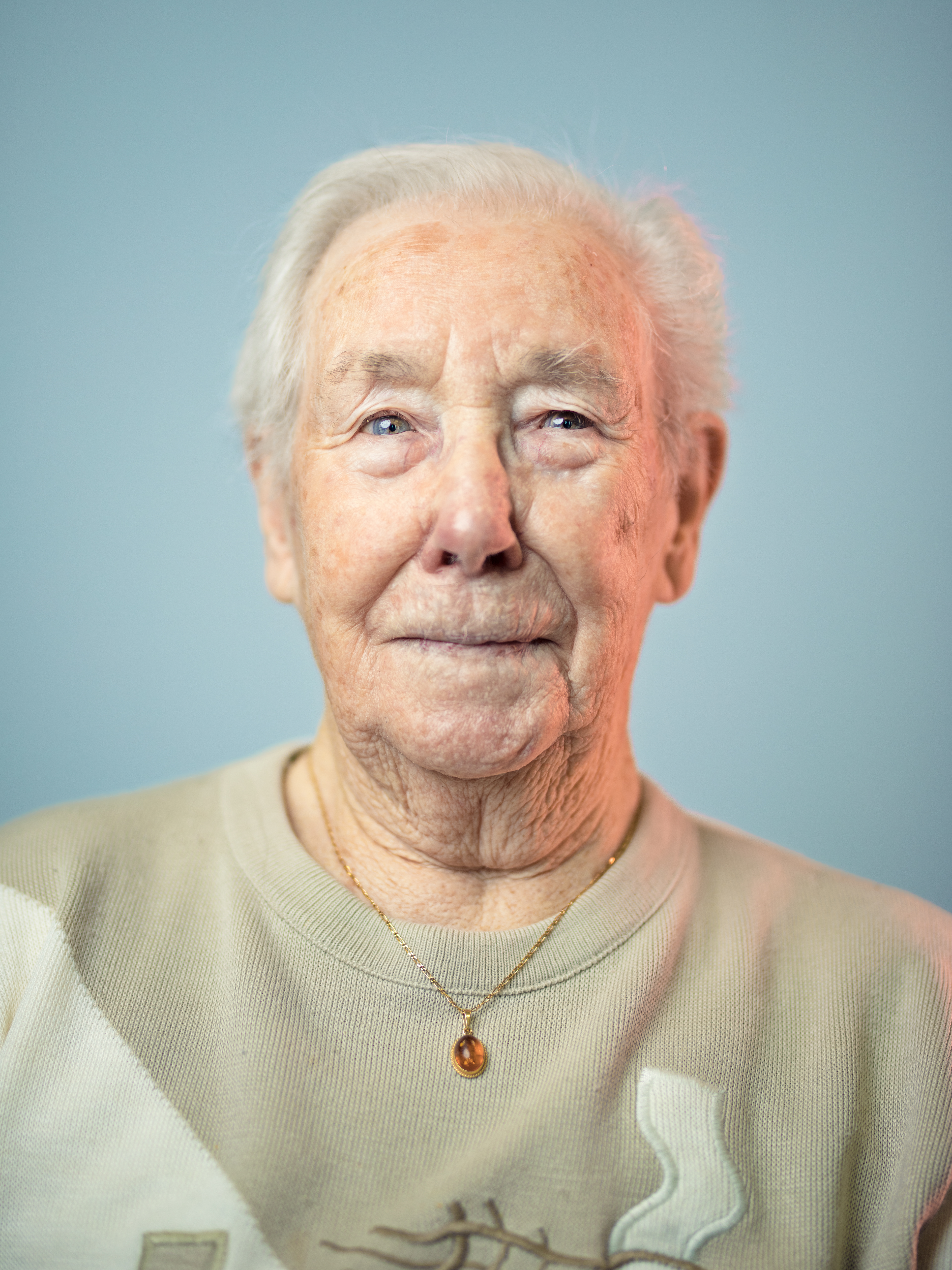 Madame Marie-Thérèse LE ROUX