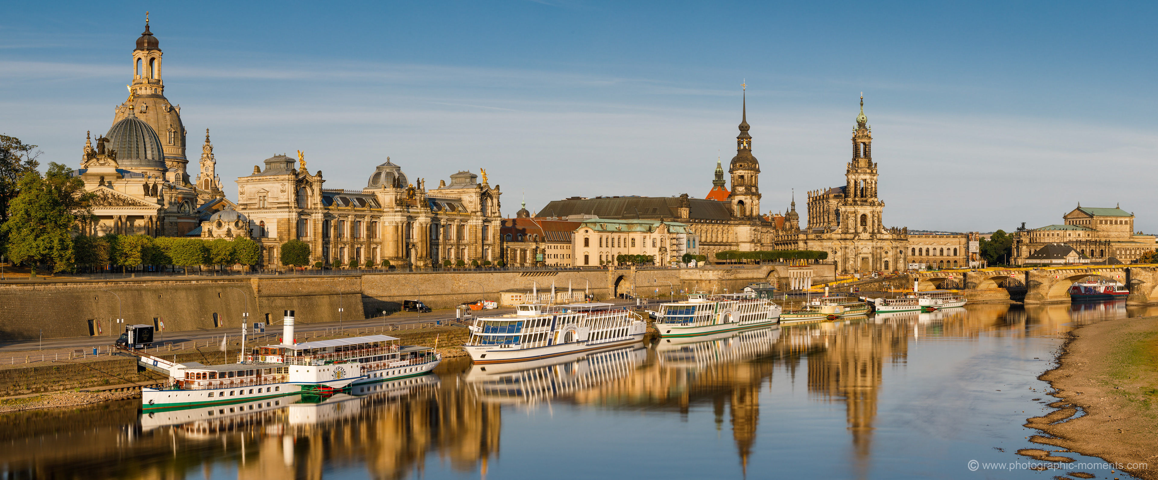 Terrassenufer/ Dresden