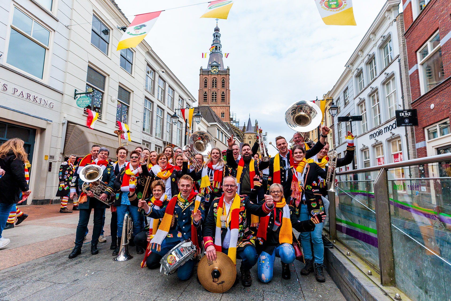 In opdracht van De Vaste Clique