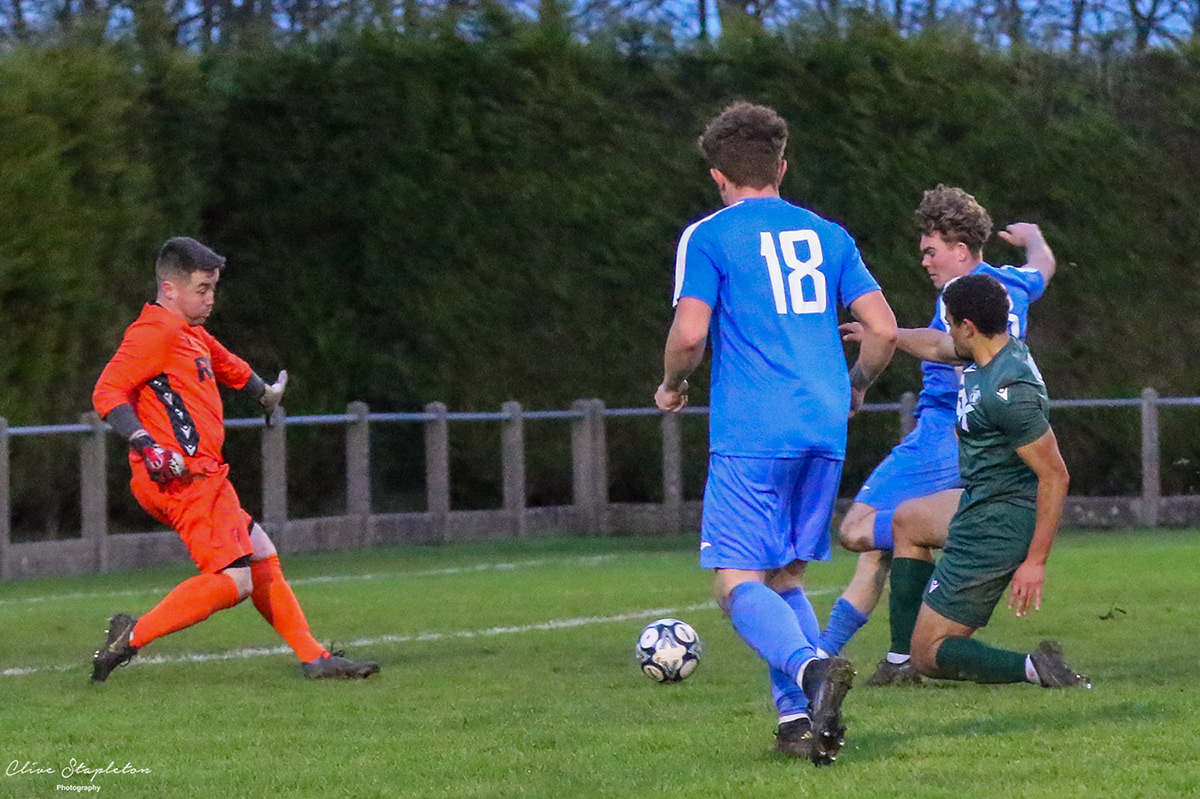 Clive Stapleton Photography - Football Photography