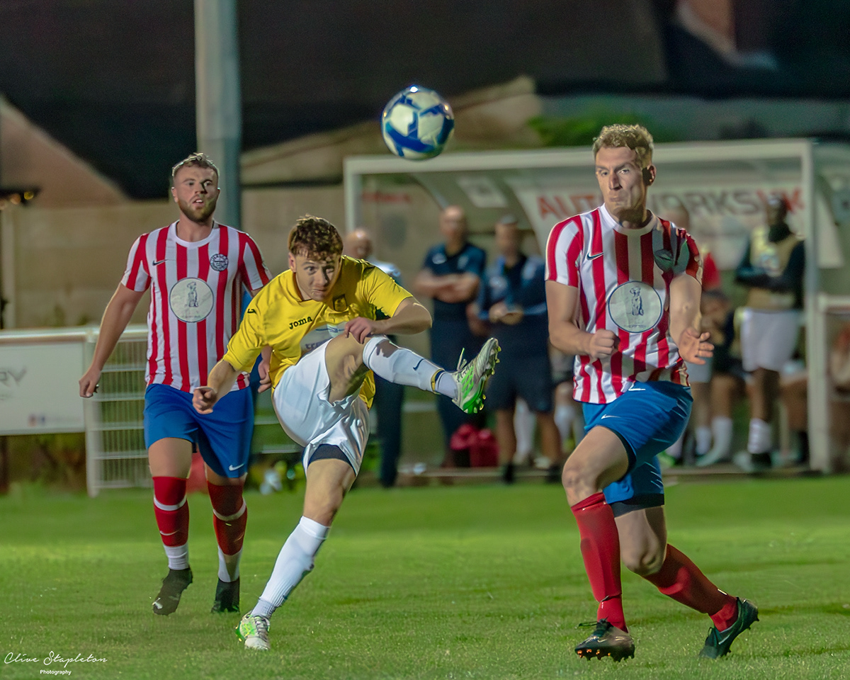 Clive Stapleton Photography - Football Photography