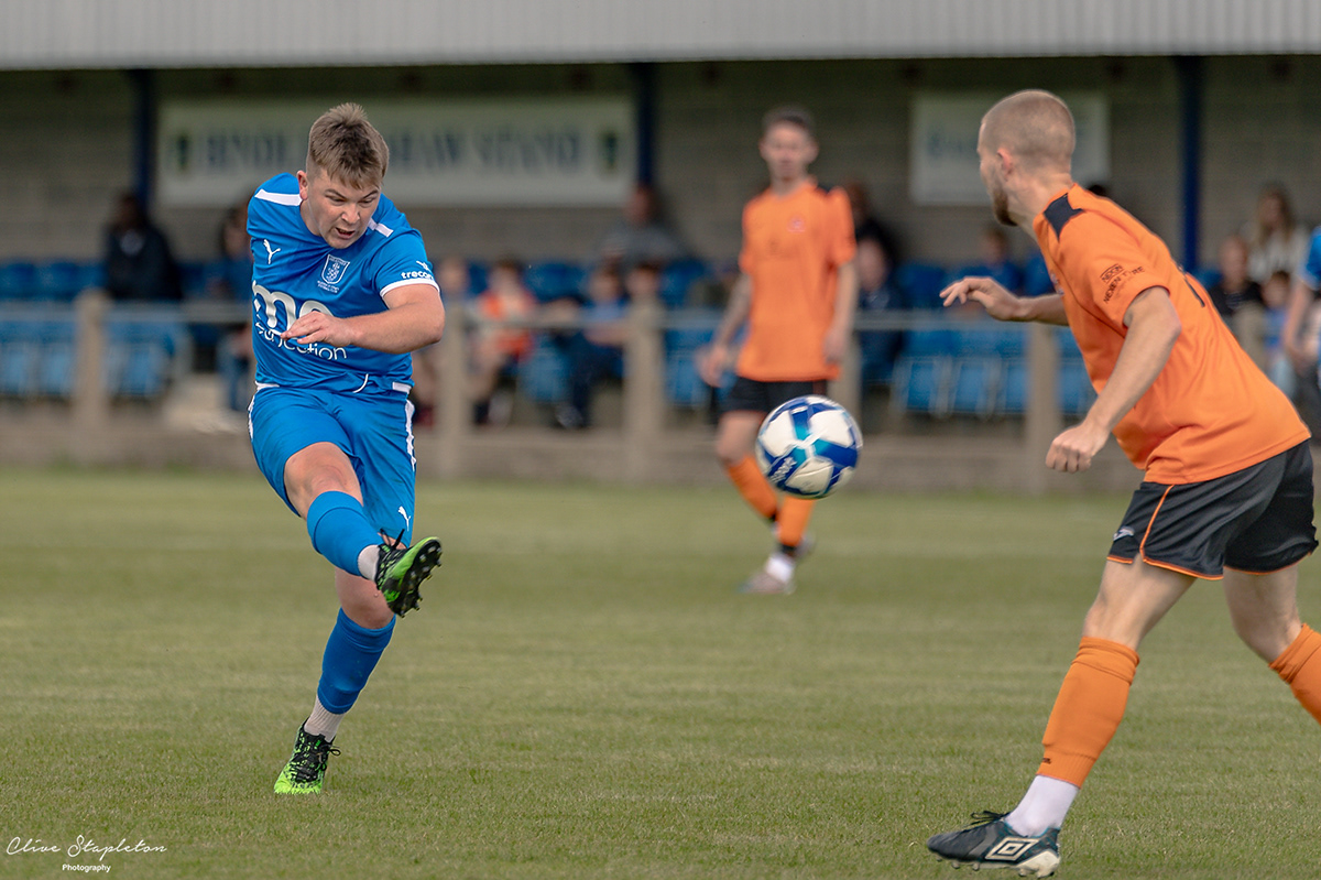 Clive Stapleton Photography - Football Photography
