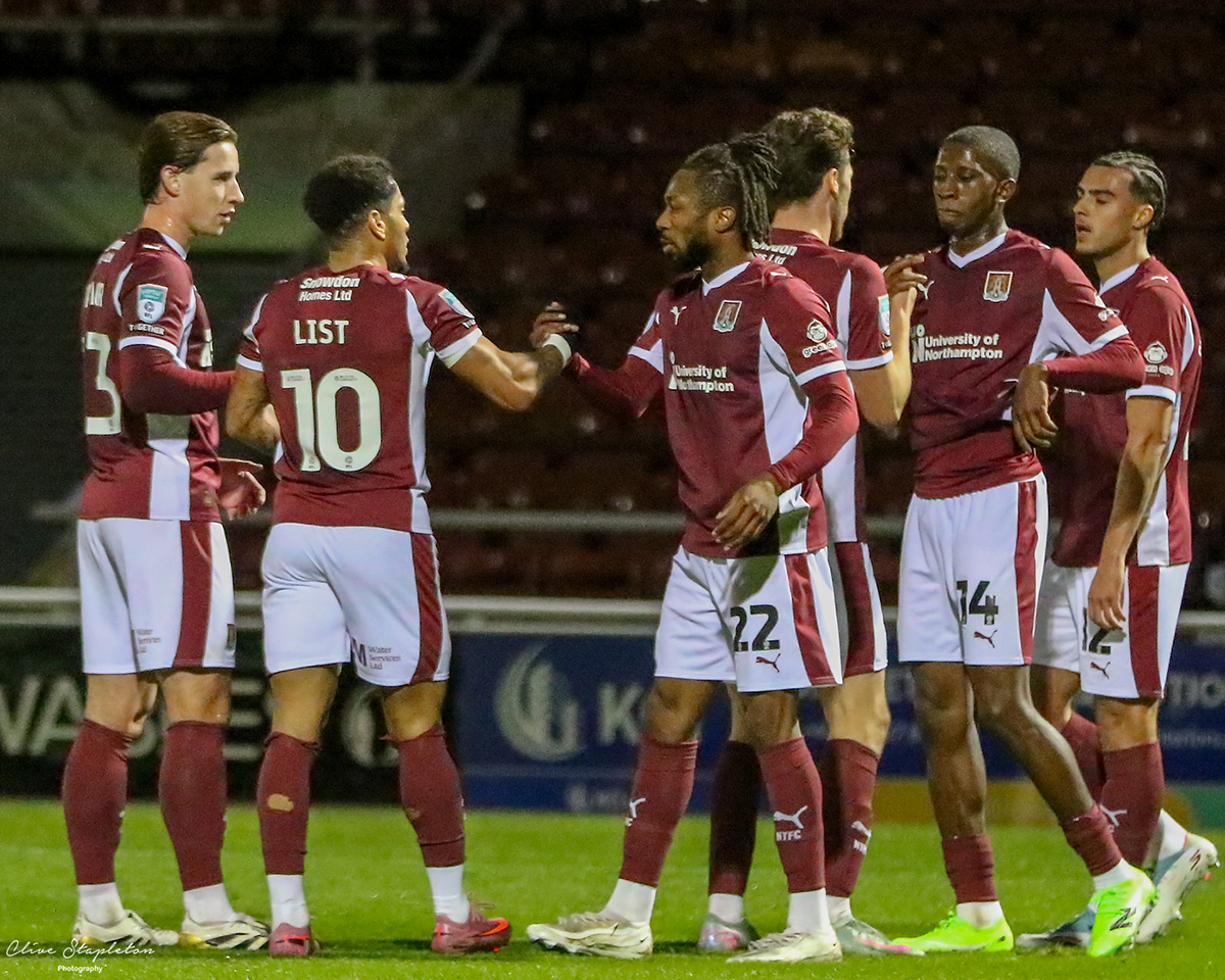 Clive Stapleton Photography - Football Photography