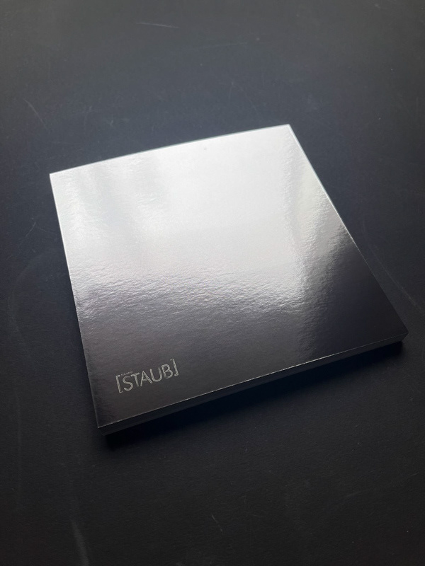 Staub Flyer © Christian Vagt / Irakli Kiziria