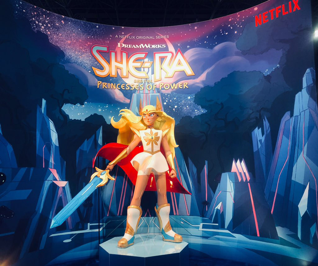 This is a photograph of the same, showing the 12 foot tall 3D printed statue of the show's main character.