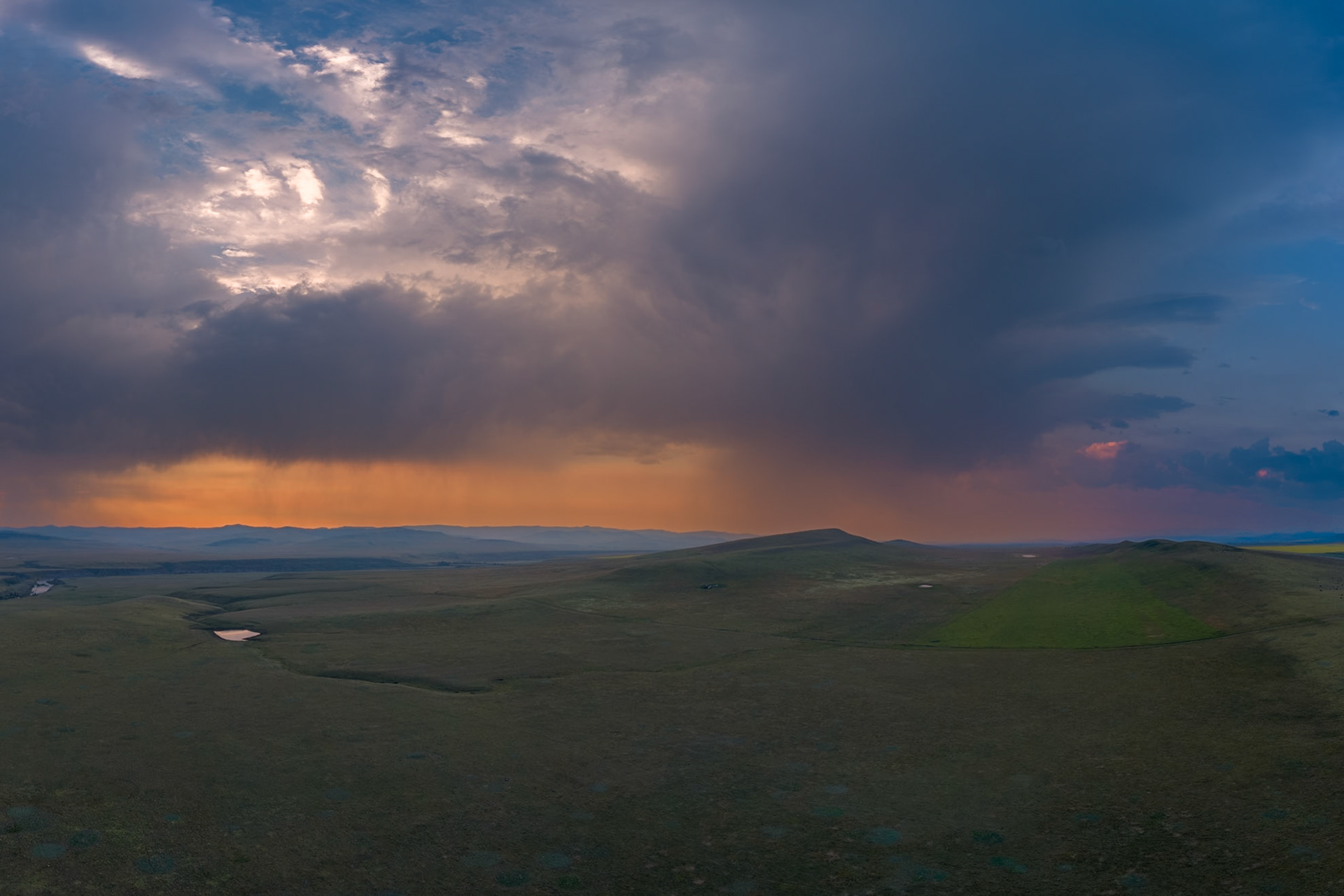 Cowboy Trail, Alberta.